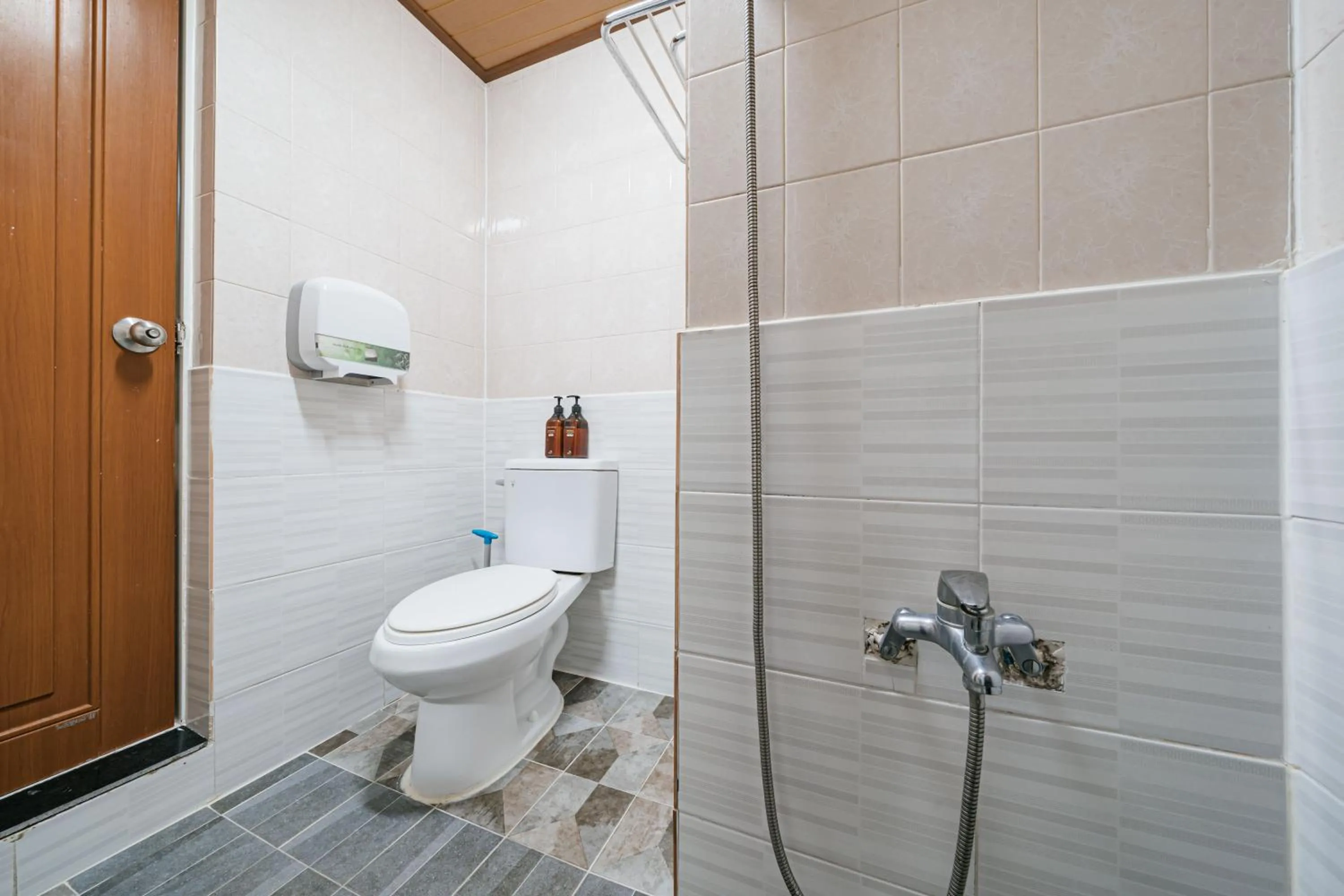 Bathroom in Miju Hotel