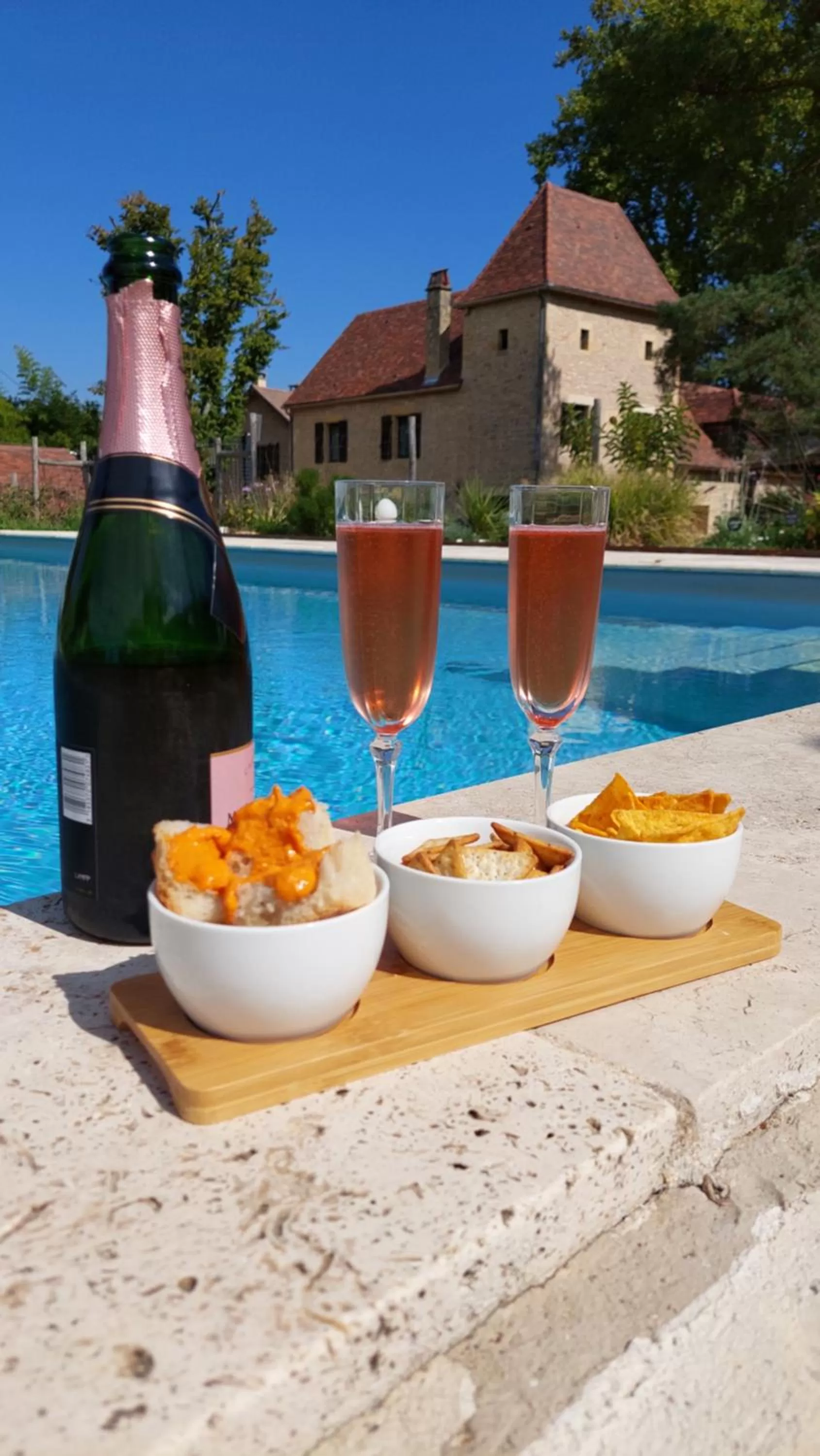 Pool view in Ferme des Petites Oreilles 4 étoiles