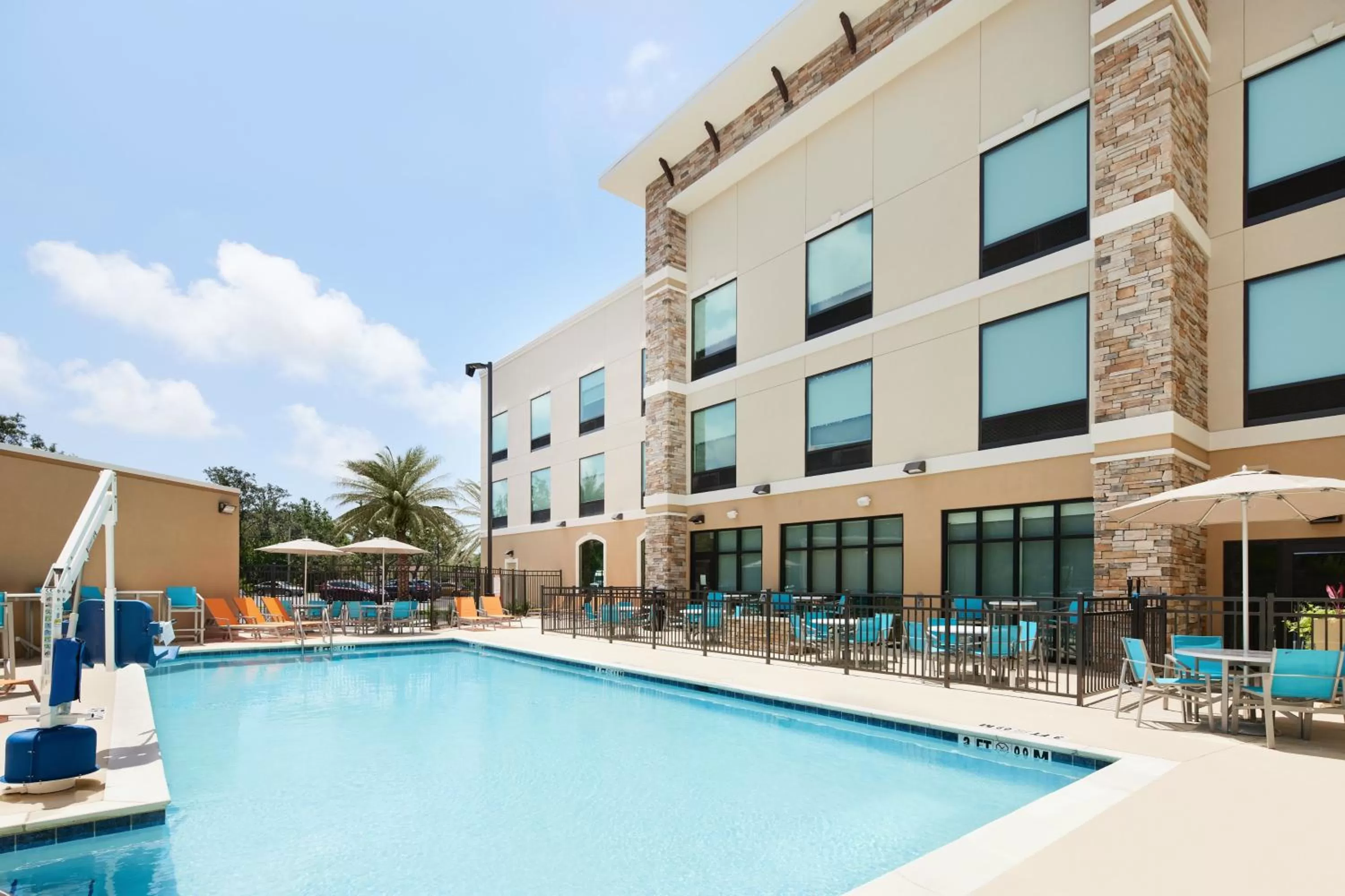 Swimming pool in Holiday Inn Express & Suites Gulf Breeze - Pensacola Area by IHG