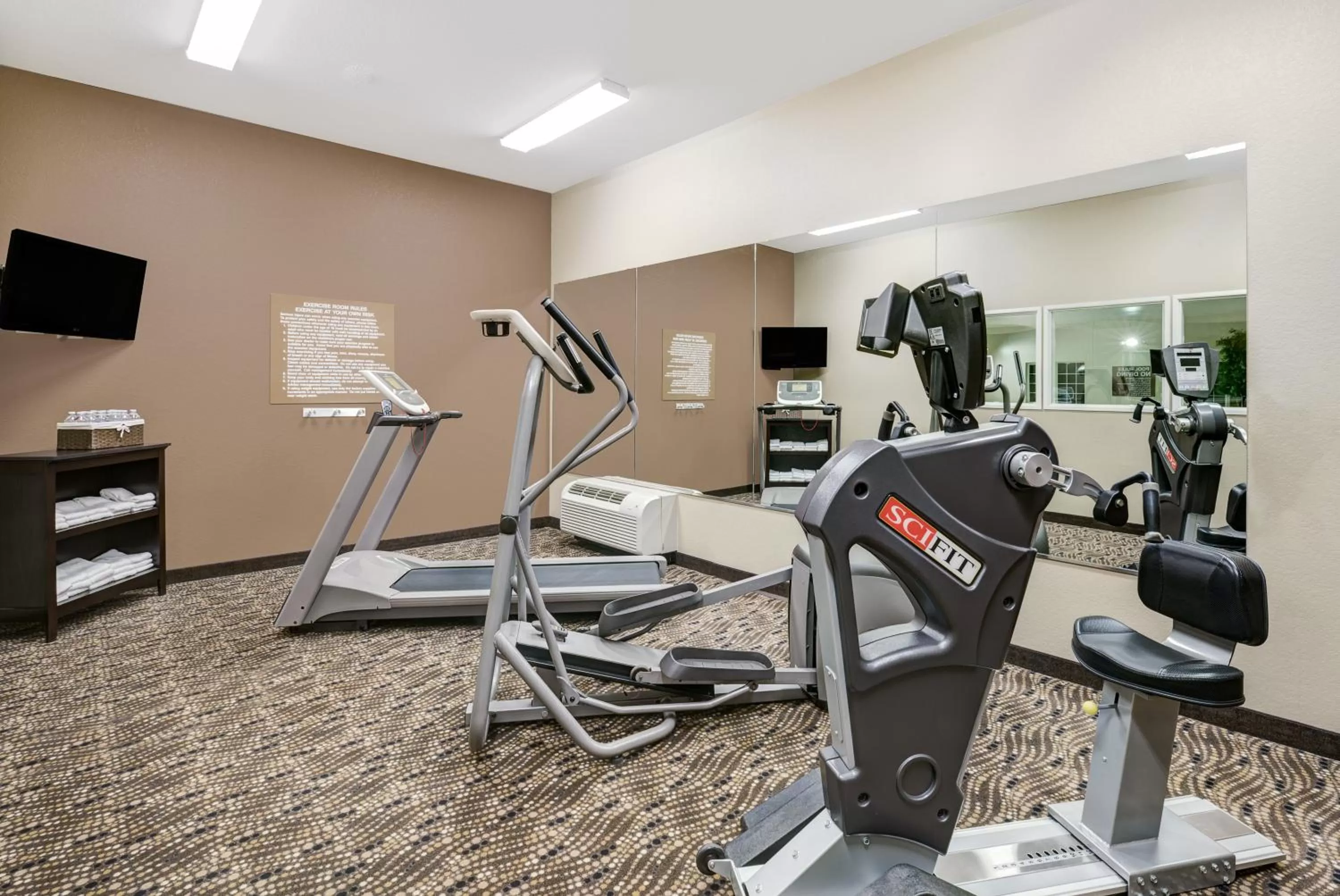 Fitness centre/facilities in Microtel Inn & Suites by Wyndham Williston