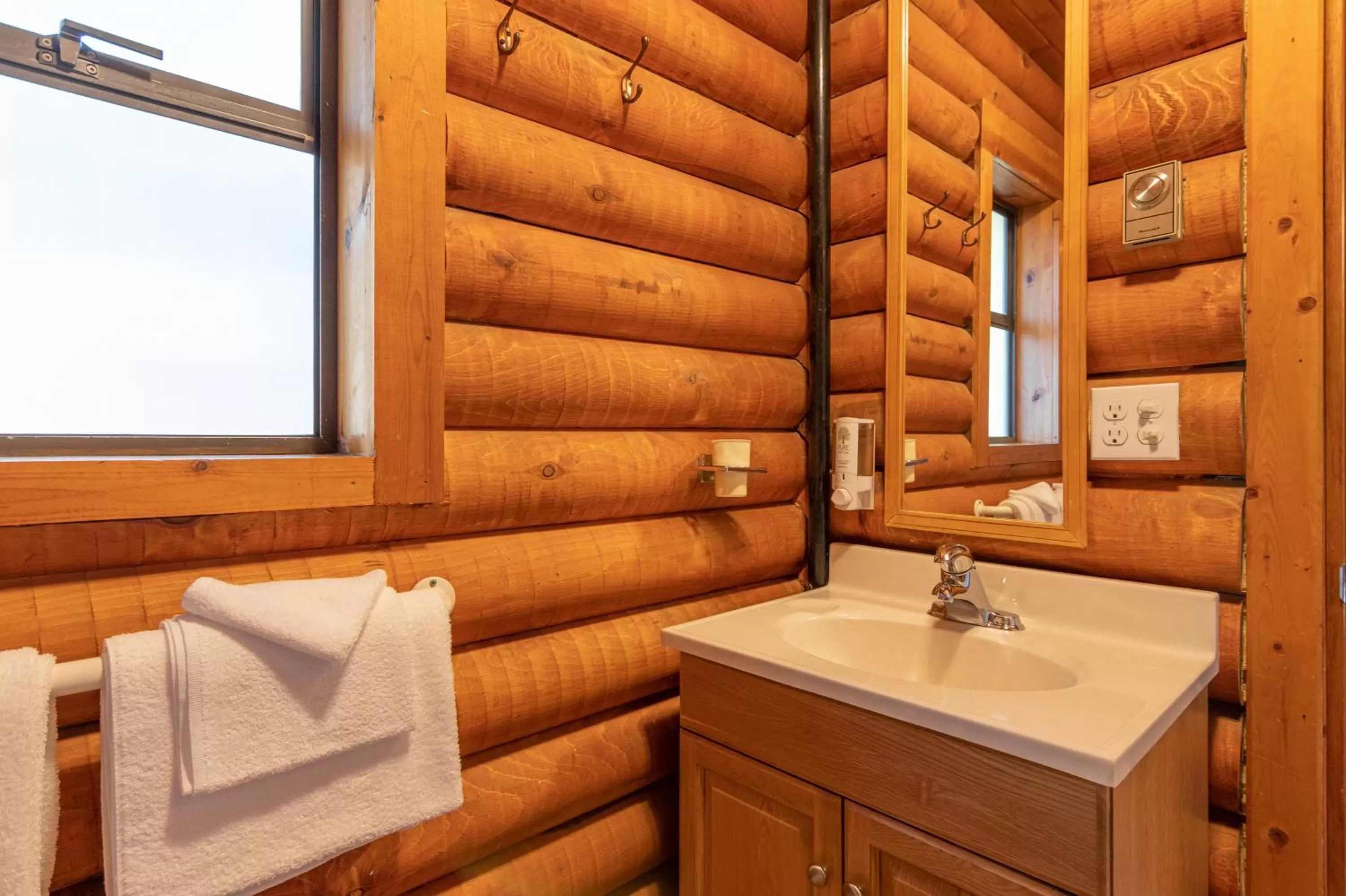 Bathroom in Cusheon Lake Resort