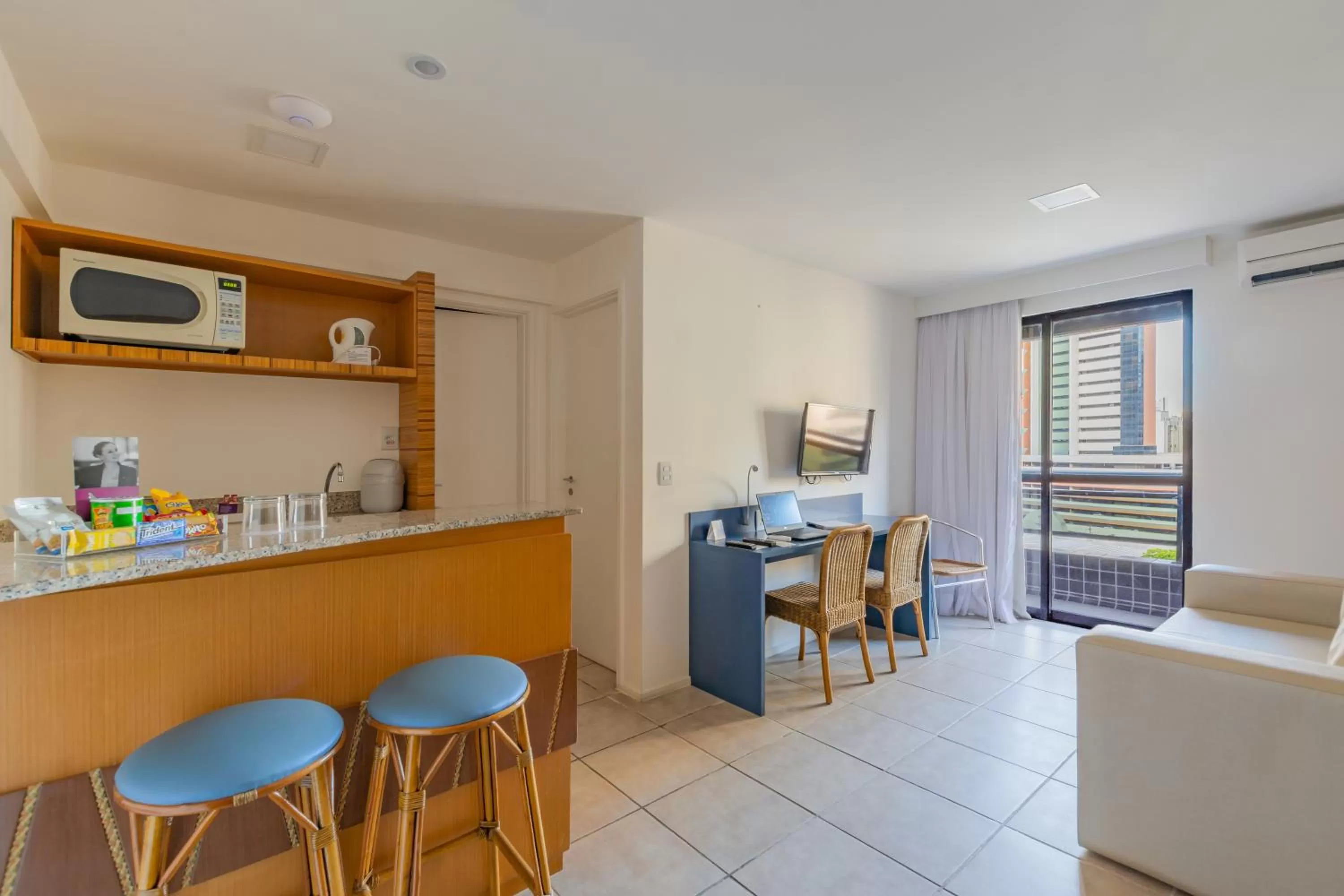 Coffee/tea facilities in Mercure Fortaleza Meireles