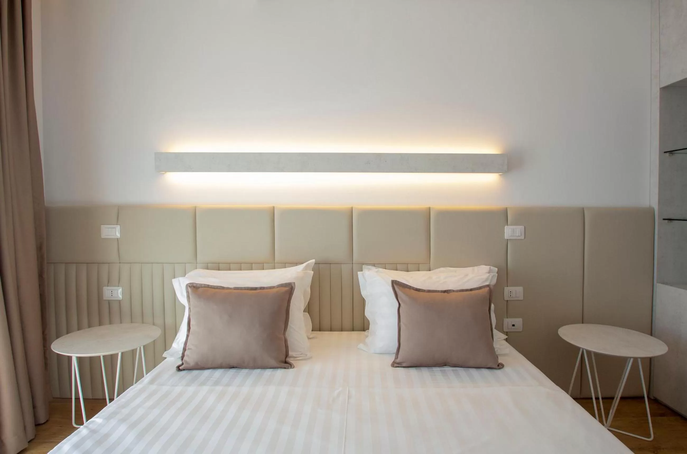 Bed in Dazur Coast Resort