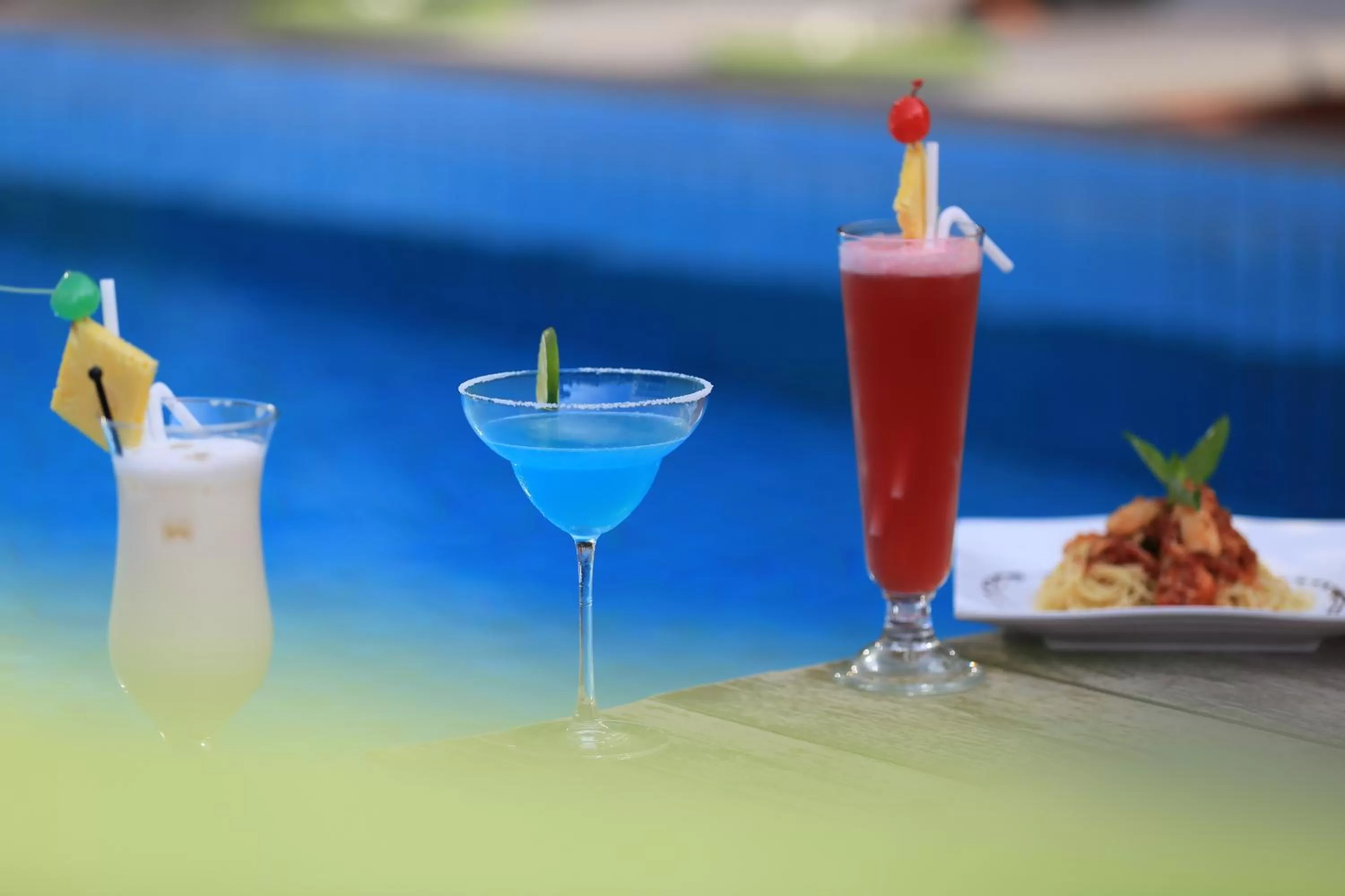 Drinks in Somadevi Residence