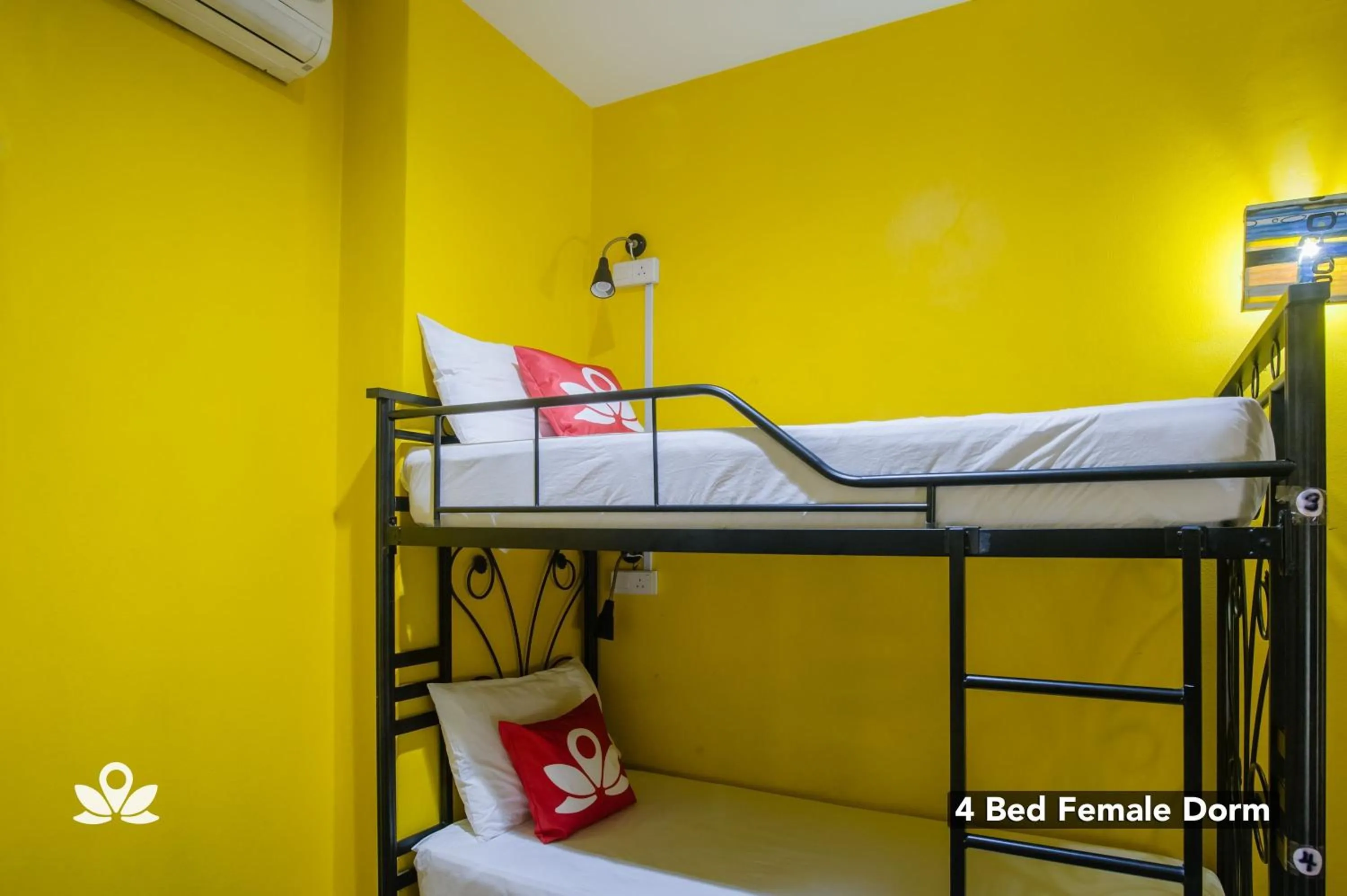 bunk bed, Bed in The Explorers Guesthouse and Hostel