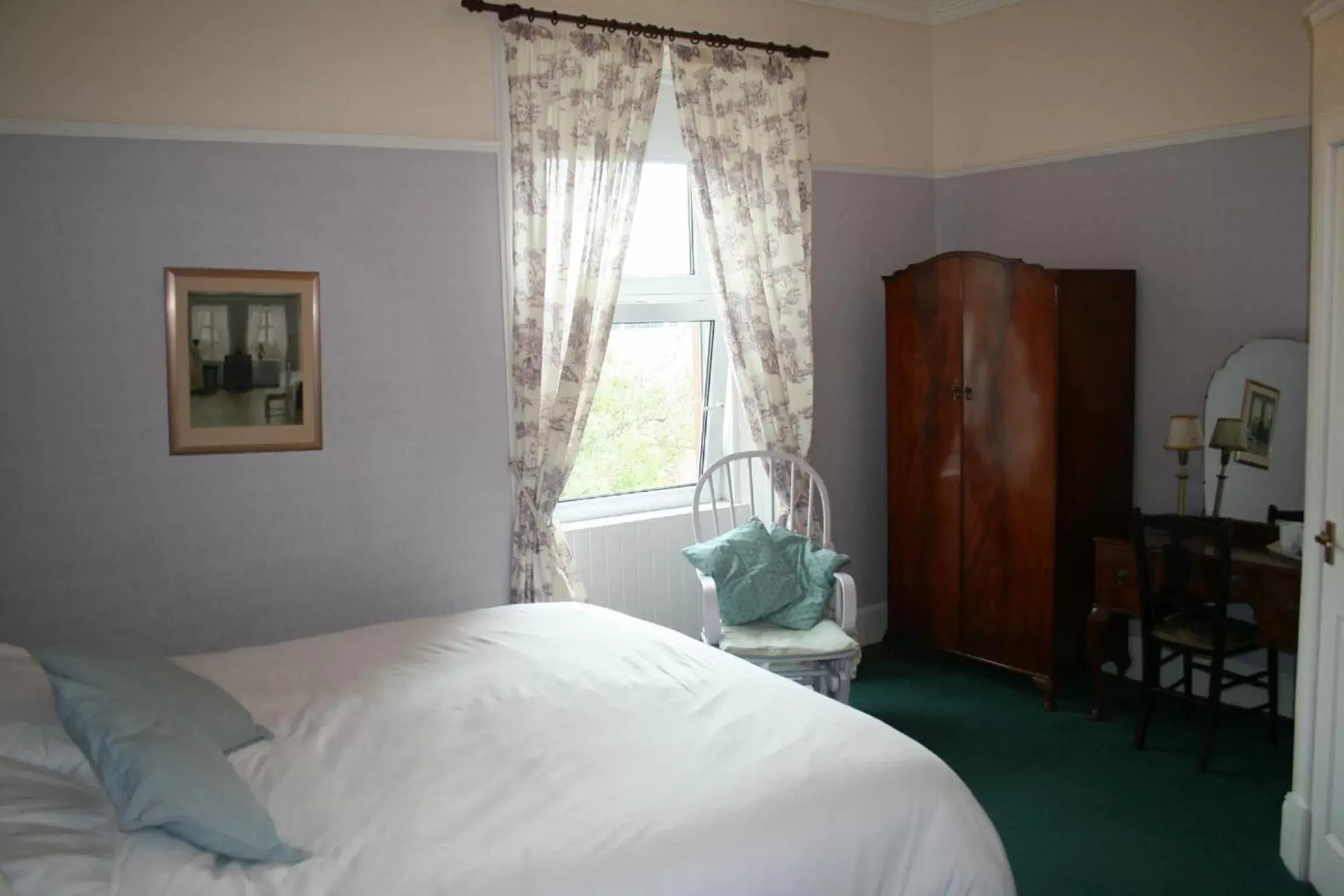 Twin Room - single occupancy in The Old Rectory Twin Room - single occupancy in The Old Rectory