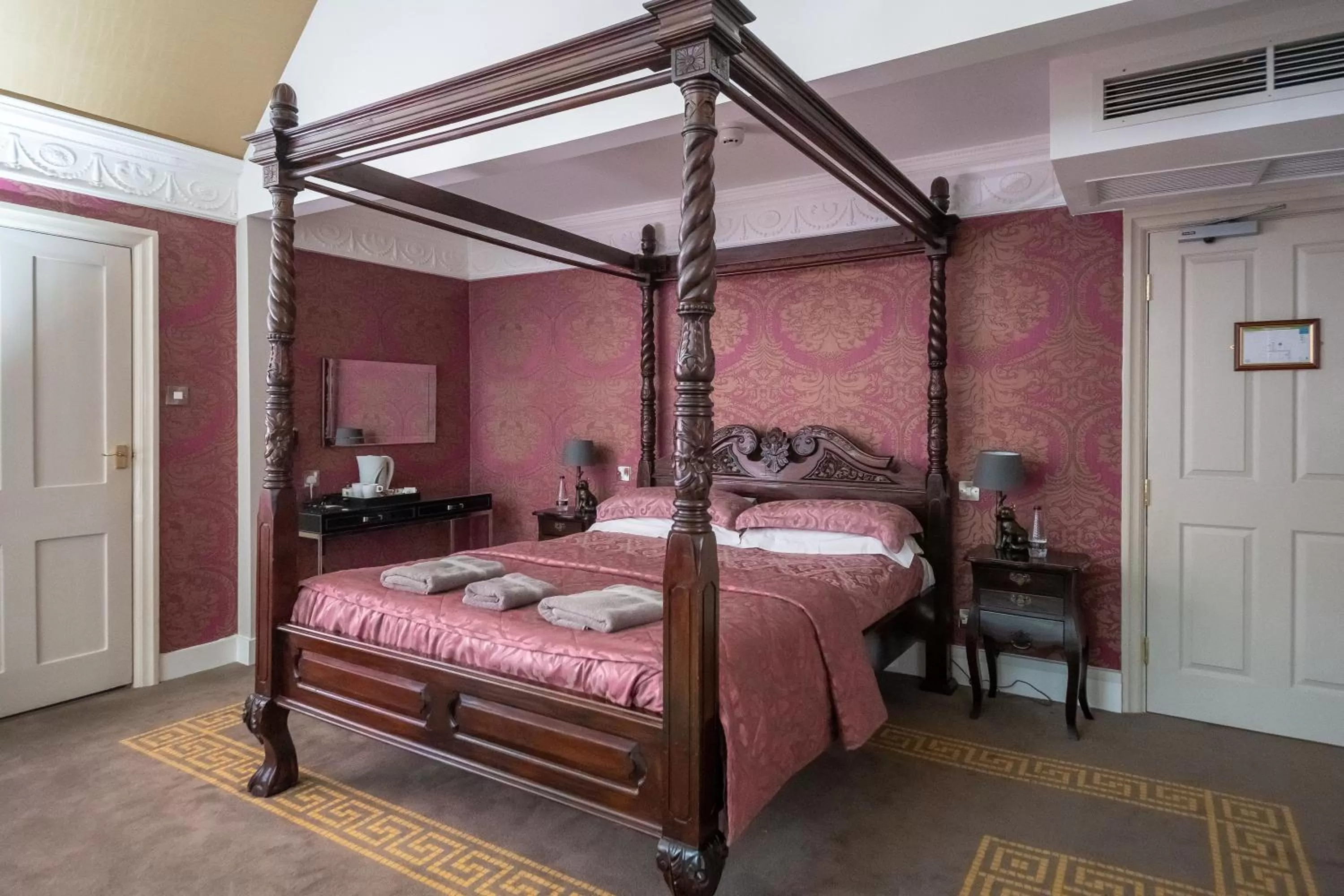 Bed in Guildford Manor Hotel & Spa