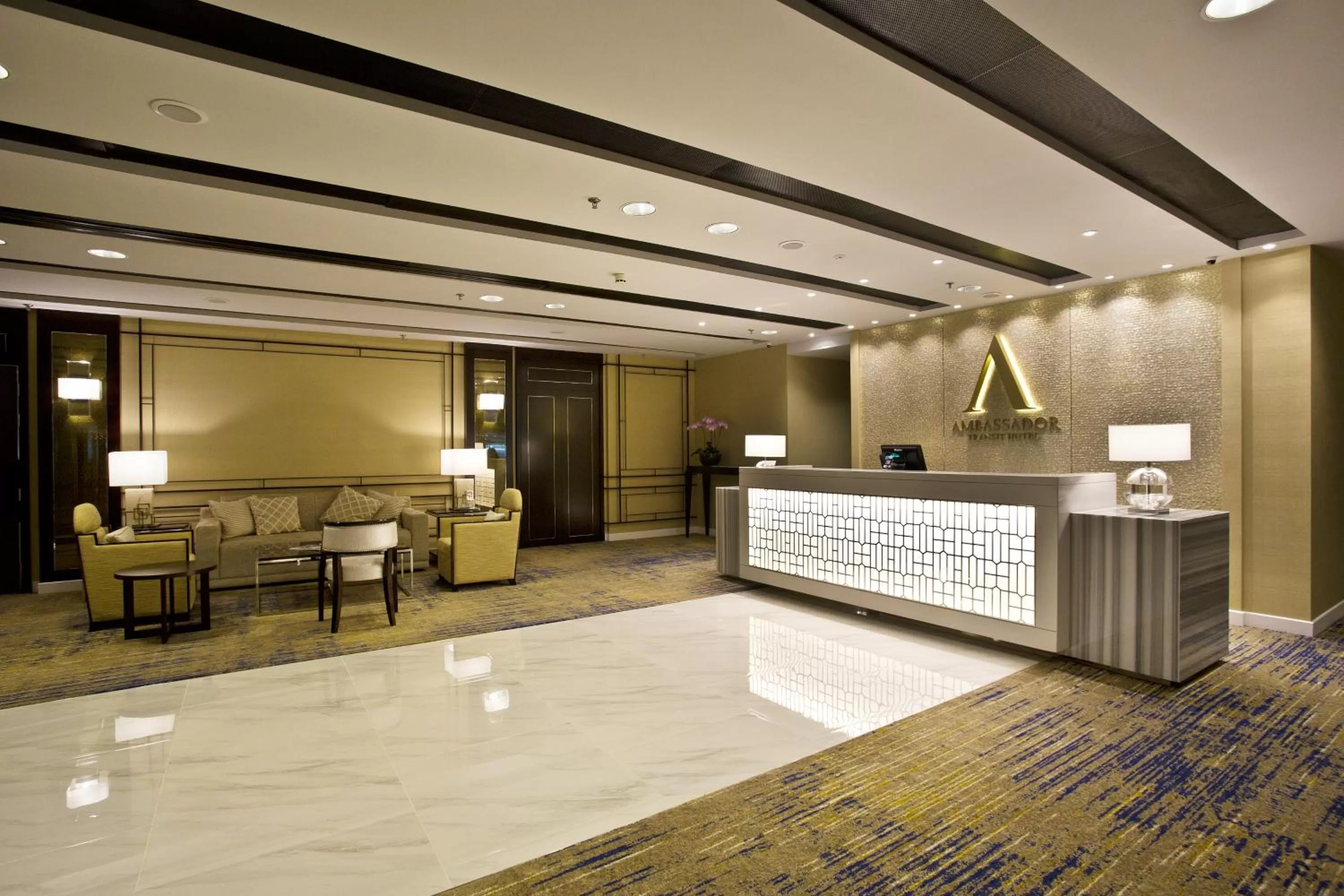 Lobby or reception in Ambassador Transit Hotel - Terminal 3