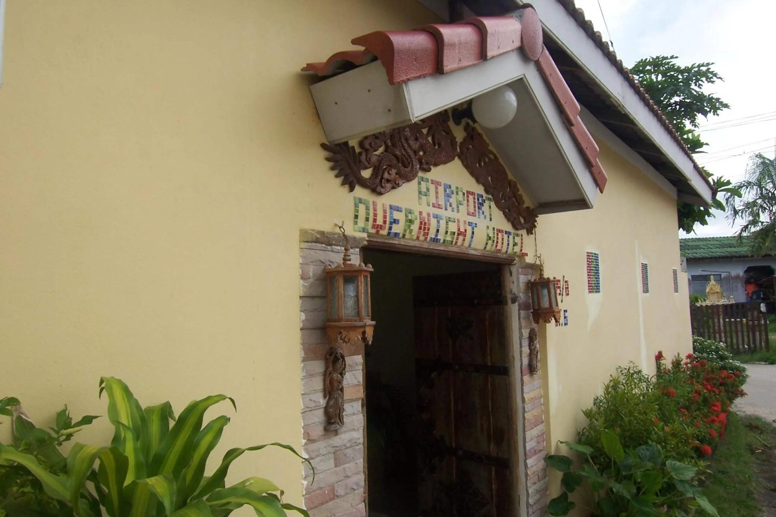 Facade/entrance in Phuket Airport Overnight Hotel
