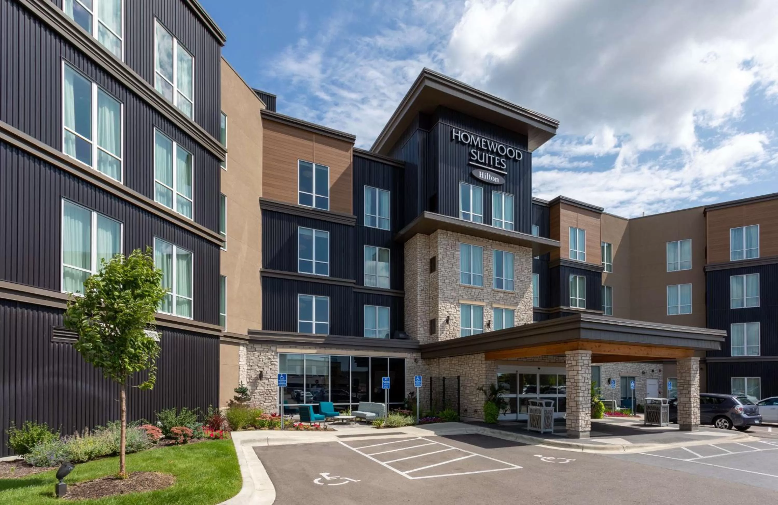 Facade/entrance in Homewood Suites By Hilton Edina Minneapolis