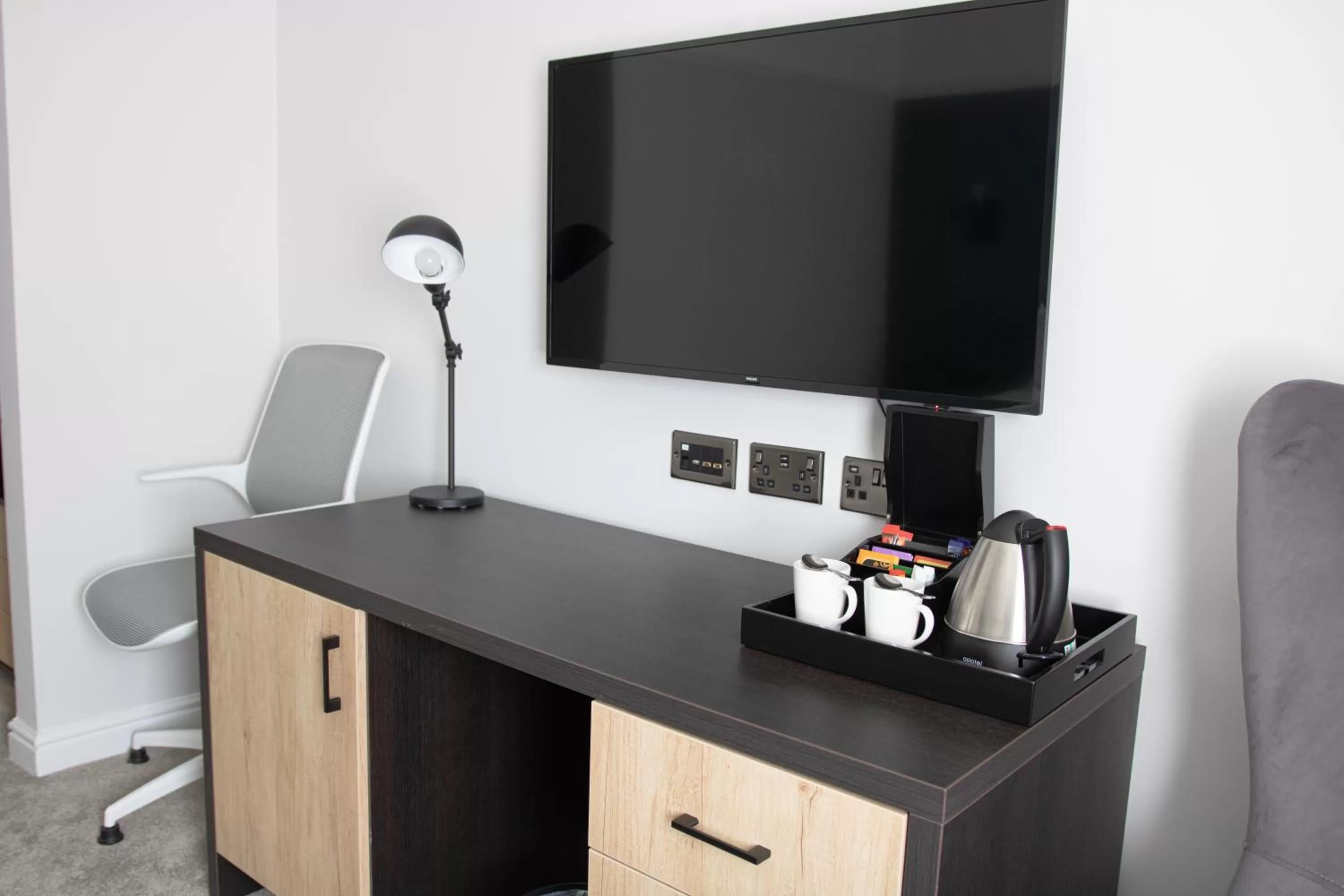 Property building in Lion Hotel