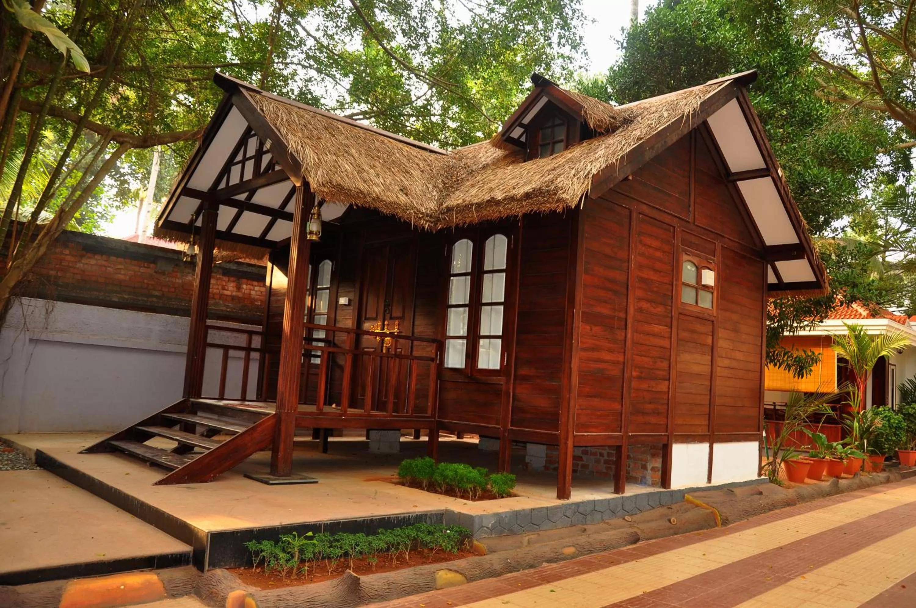 Property building in Raja Park Beach Resort