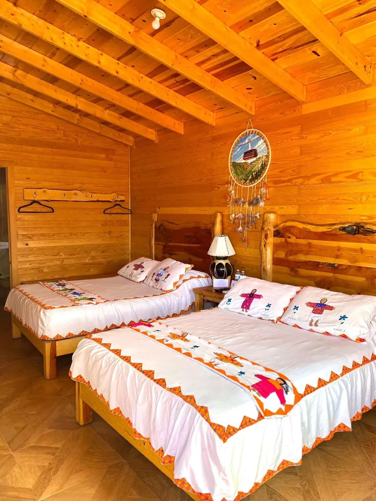 TARAMURI HOTEL & TOURS