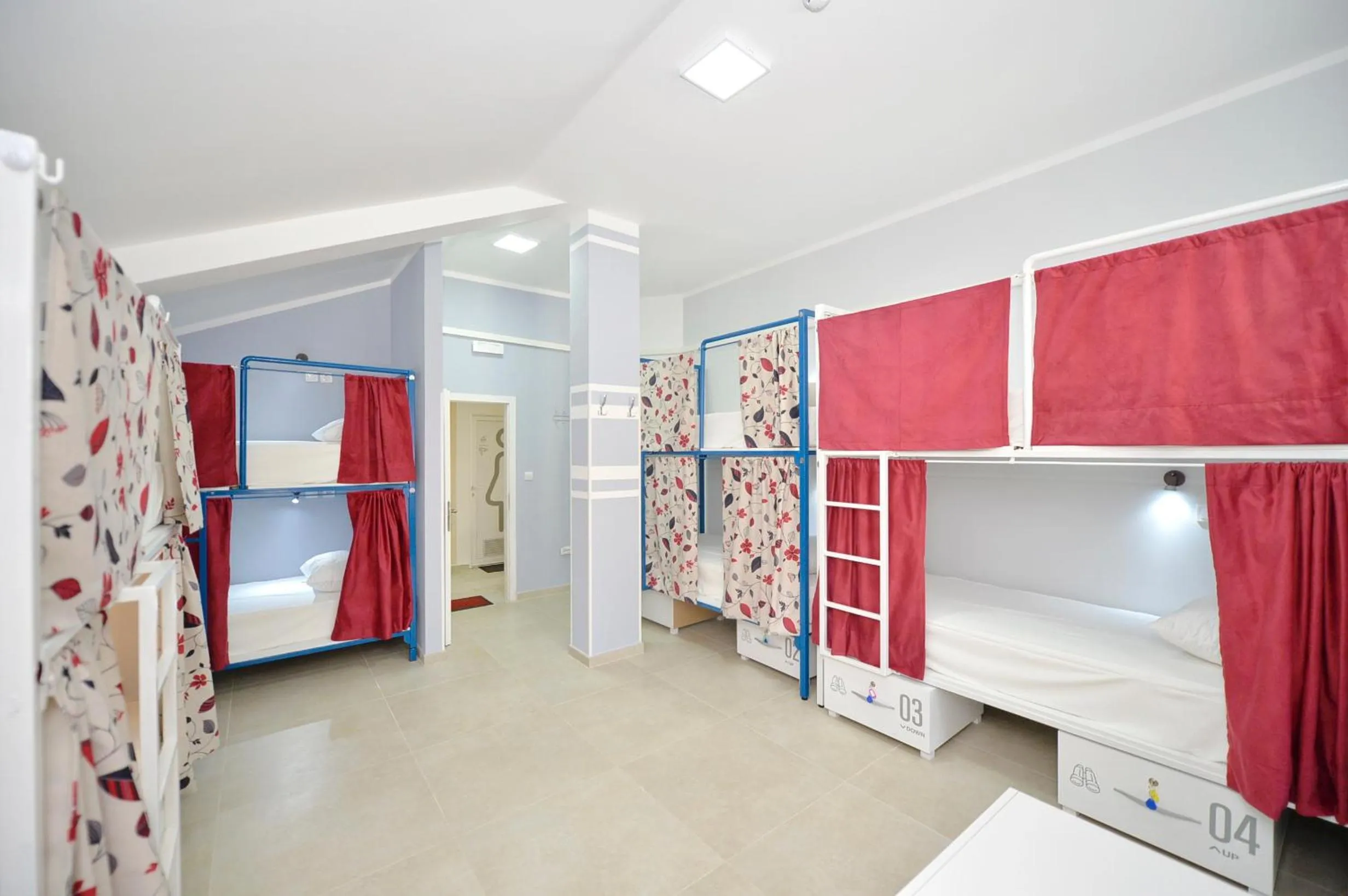 Sea view, Bed in Hostel Pupa