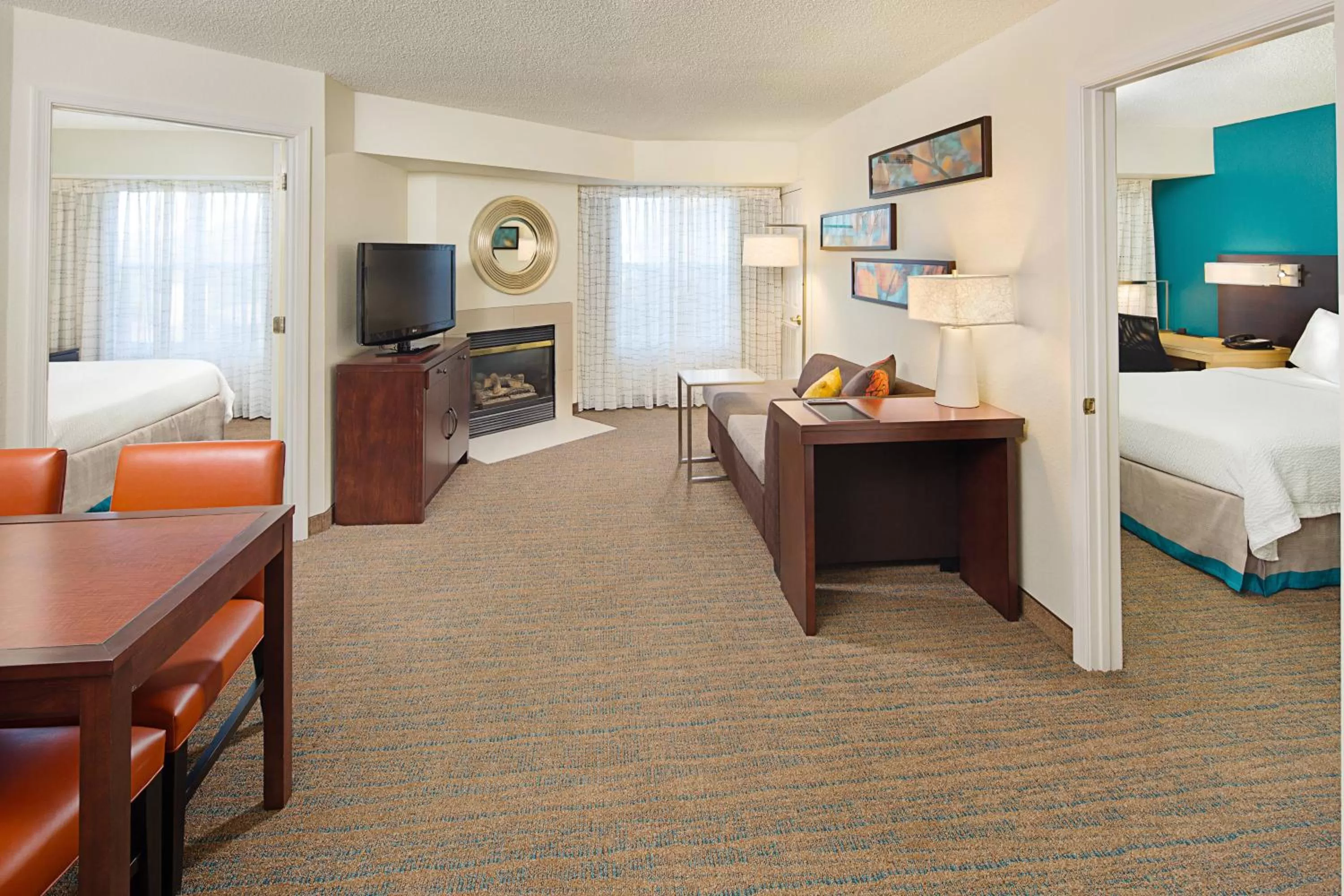 Two-Bedroom Suite in Residence Inn Richmond Northwest