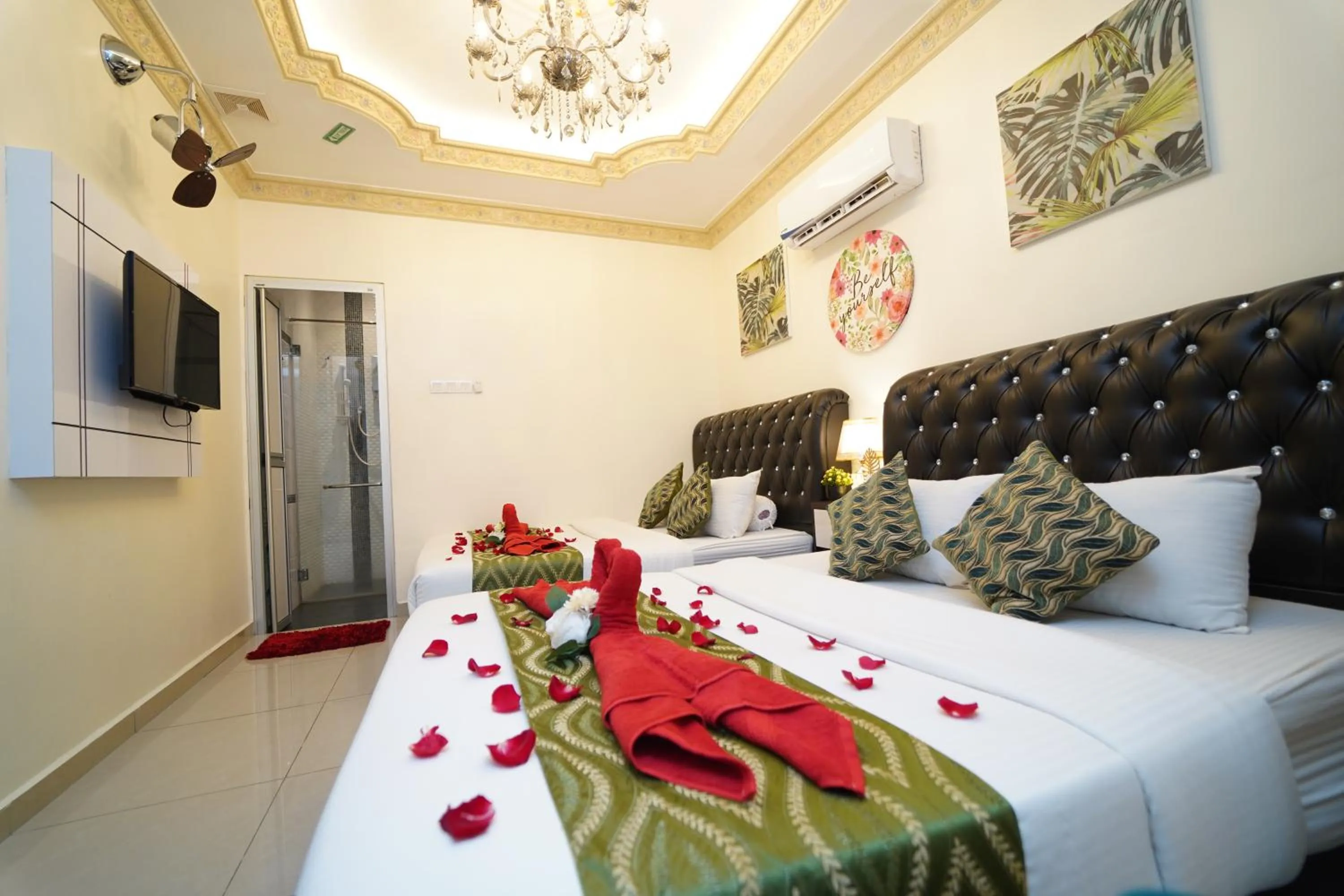 Bed in Ghazrin's Classic Hotel JB