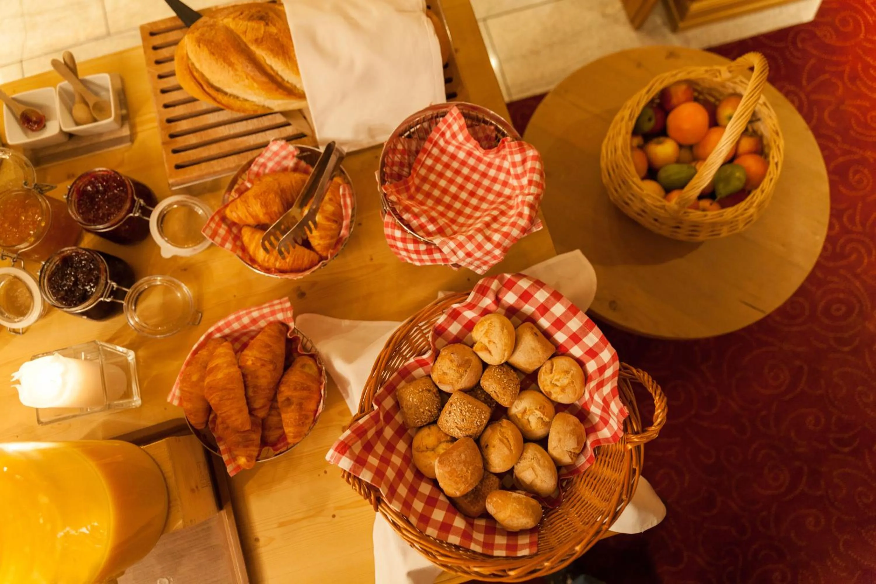 Food and drinks in Hotel Walliserhof Zermatt