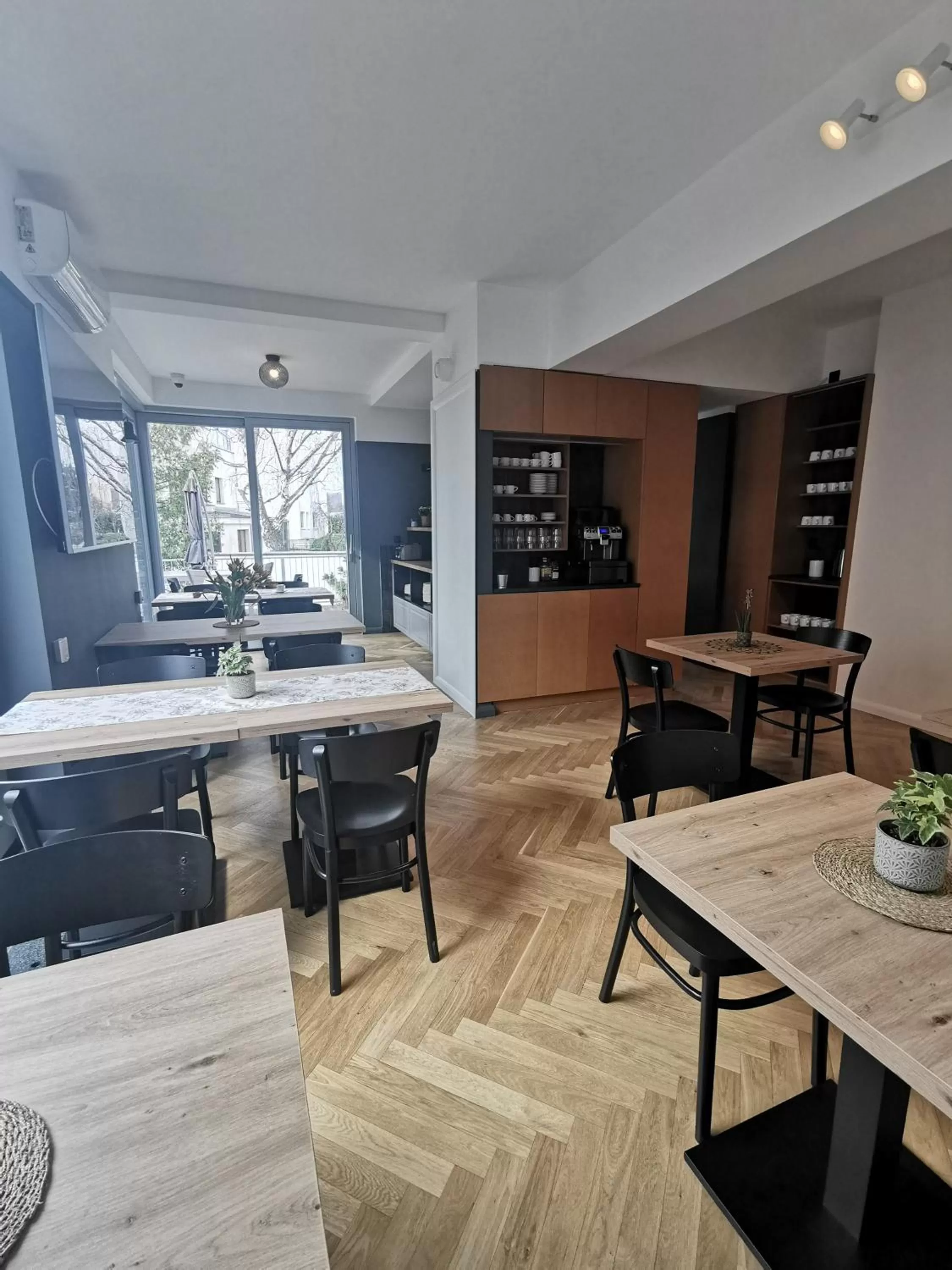 Dining Area in Grand Tulipan