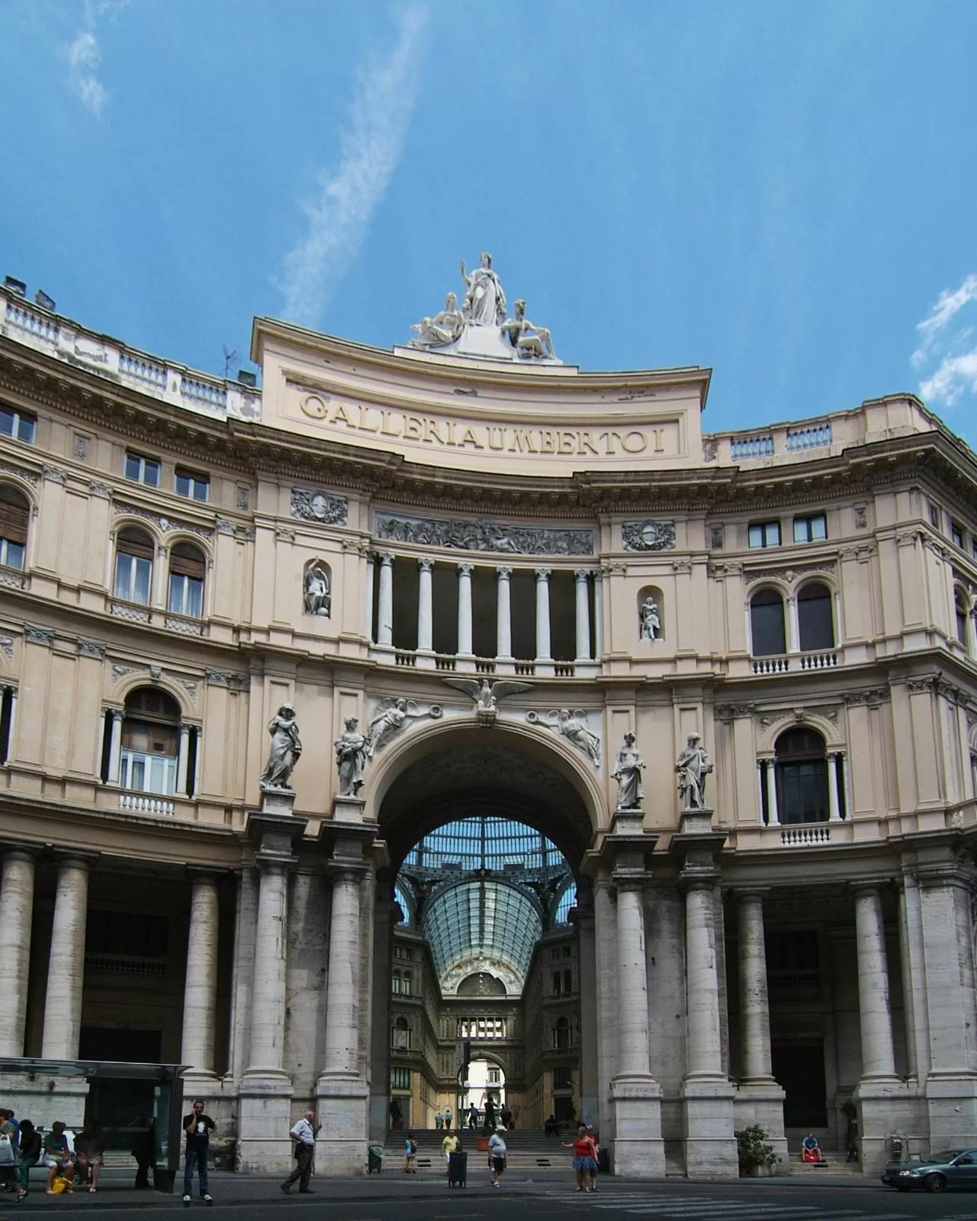 Facade/entrance in Hotel Art Resort Galleria Umberto