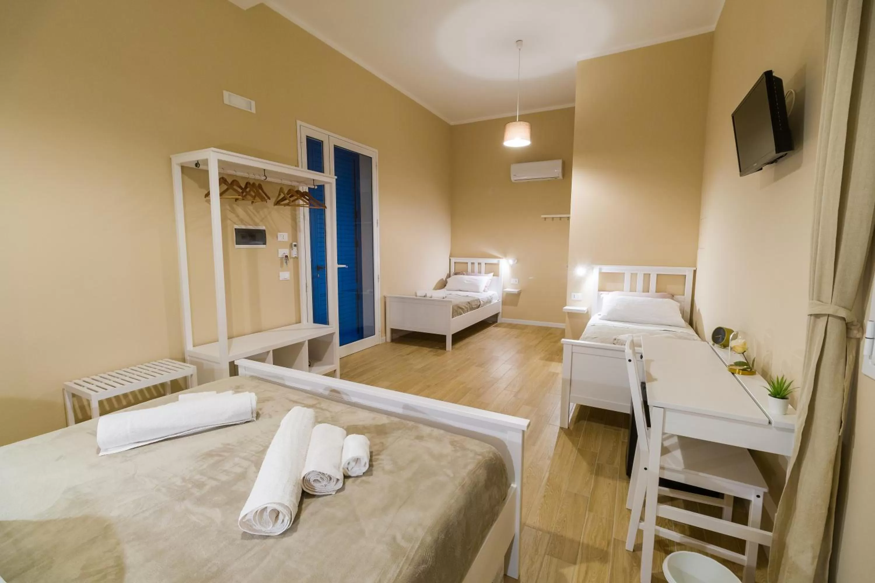 Photo of the whole room in Stabile Hospitality