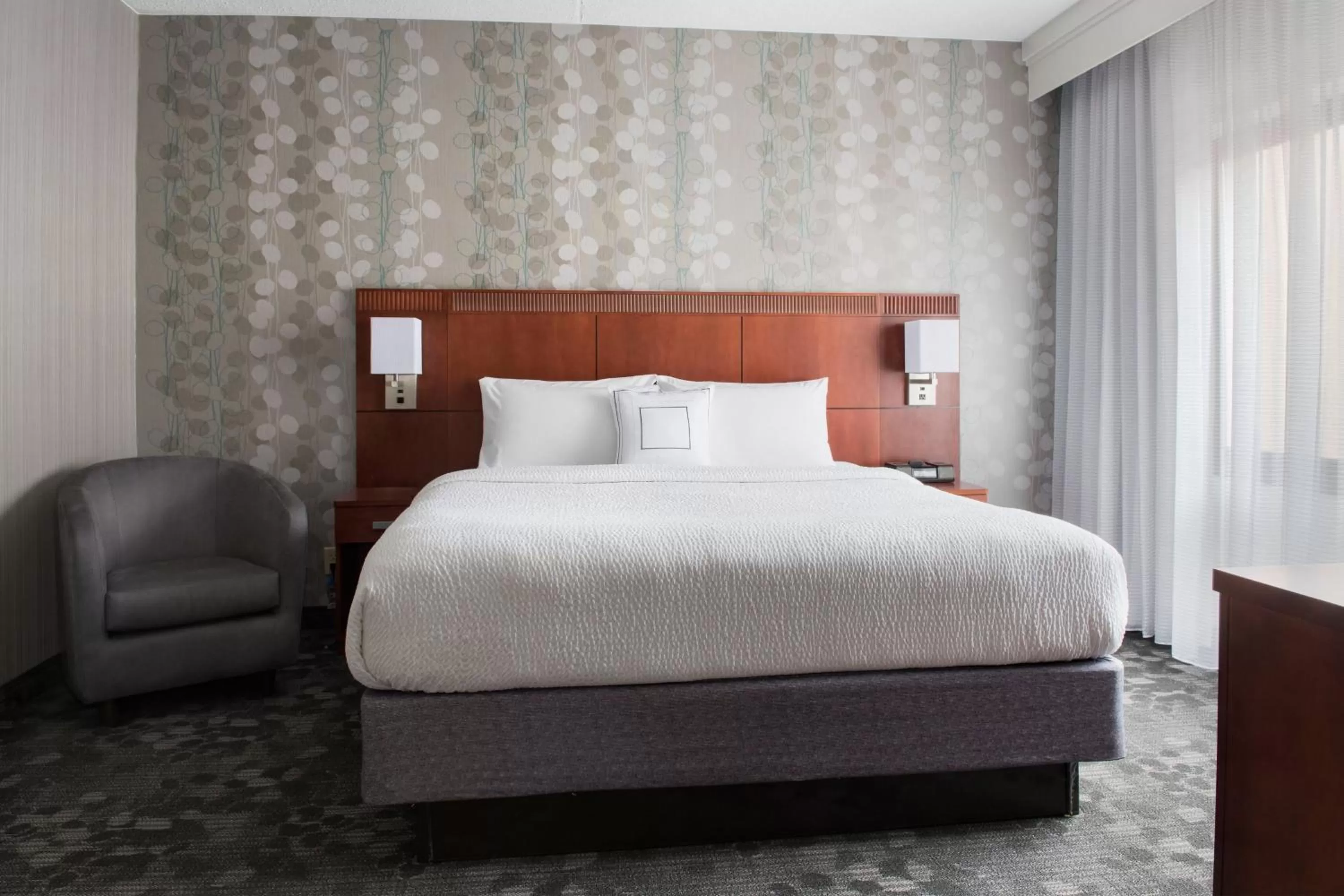 Bedroom, Bed in Sonesta Select Mahwah