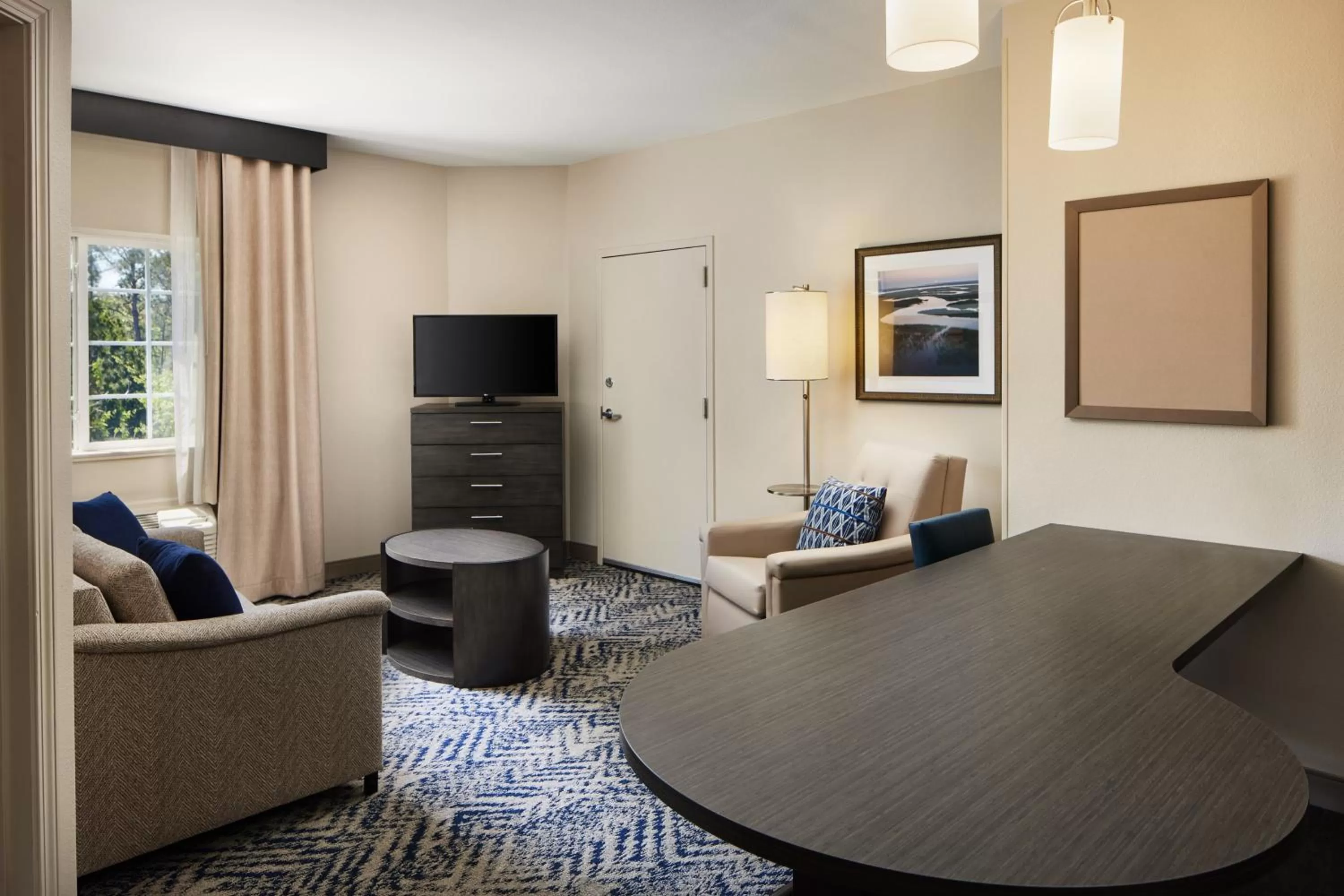 Photo of the whole room in Candlewood Suites Charleston-Northwoods by IHG