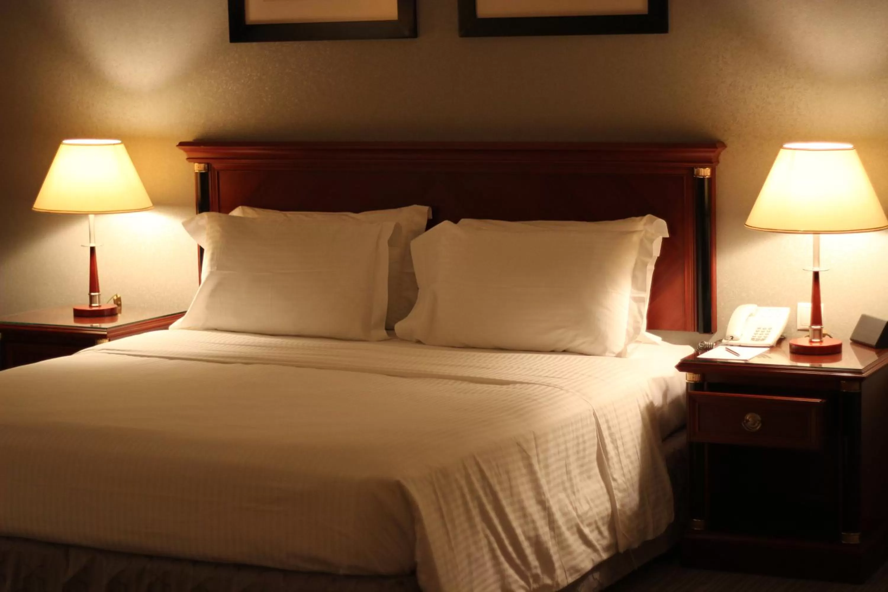 Photo of the whole room, Bed in Executives Hotel - Olaya