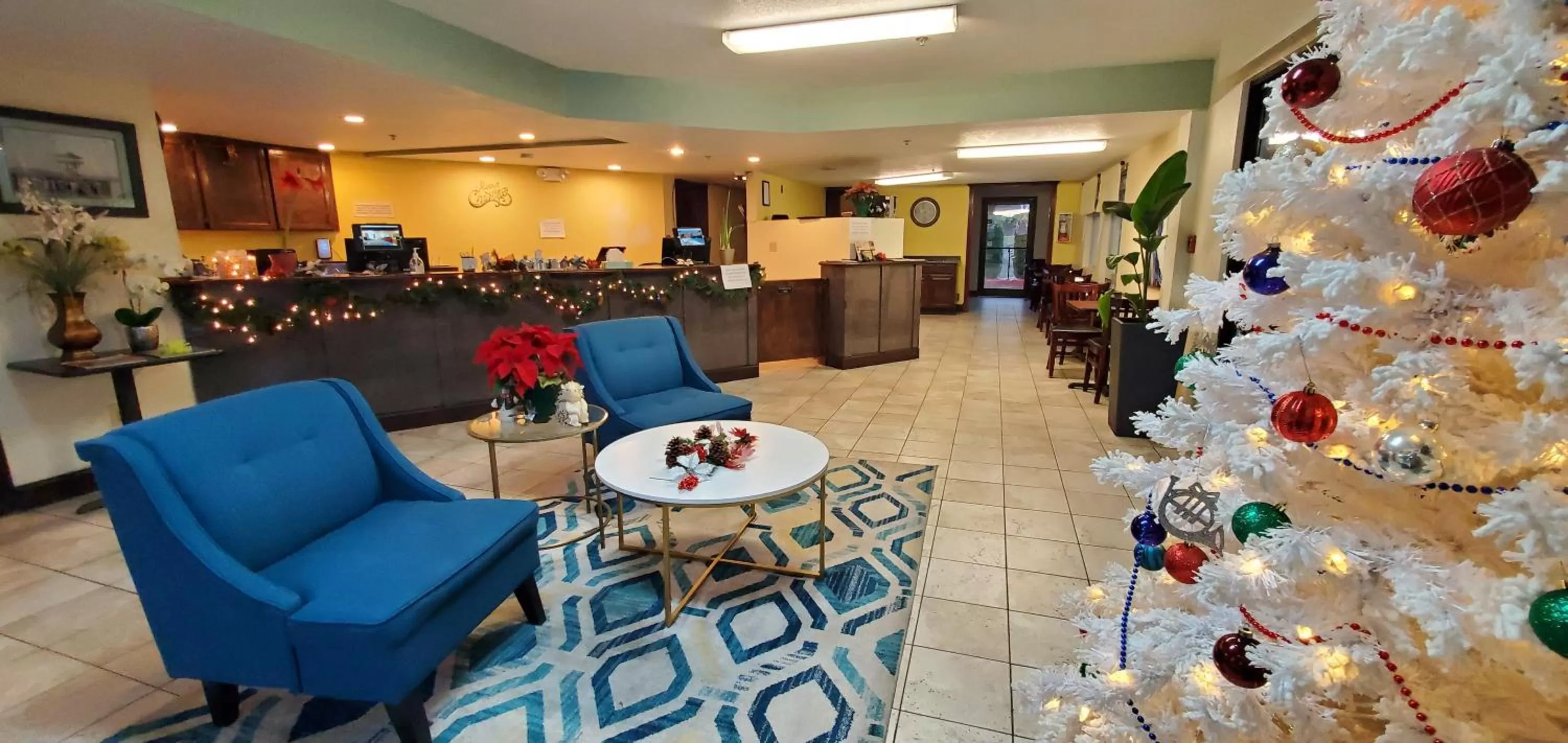 Lobby or reception in Olympic Inn & Suites Port Angeles