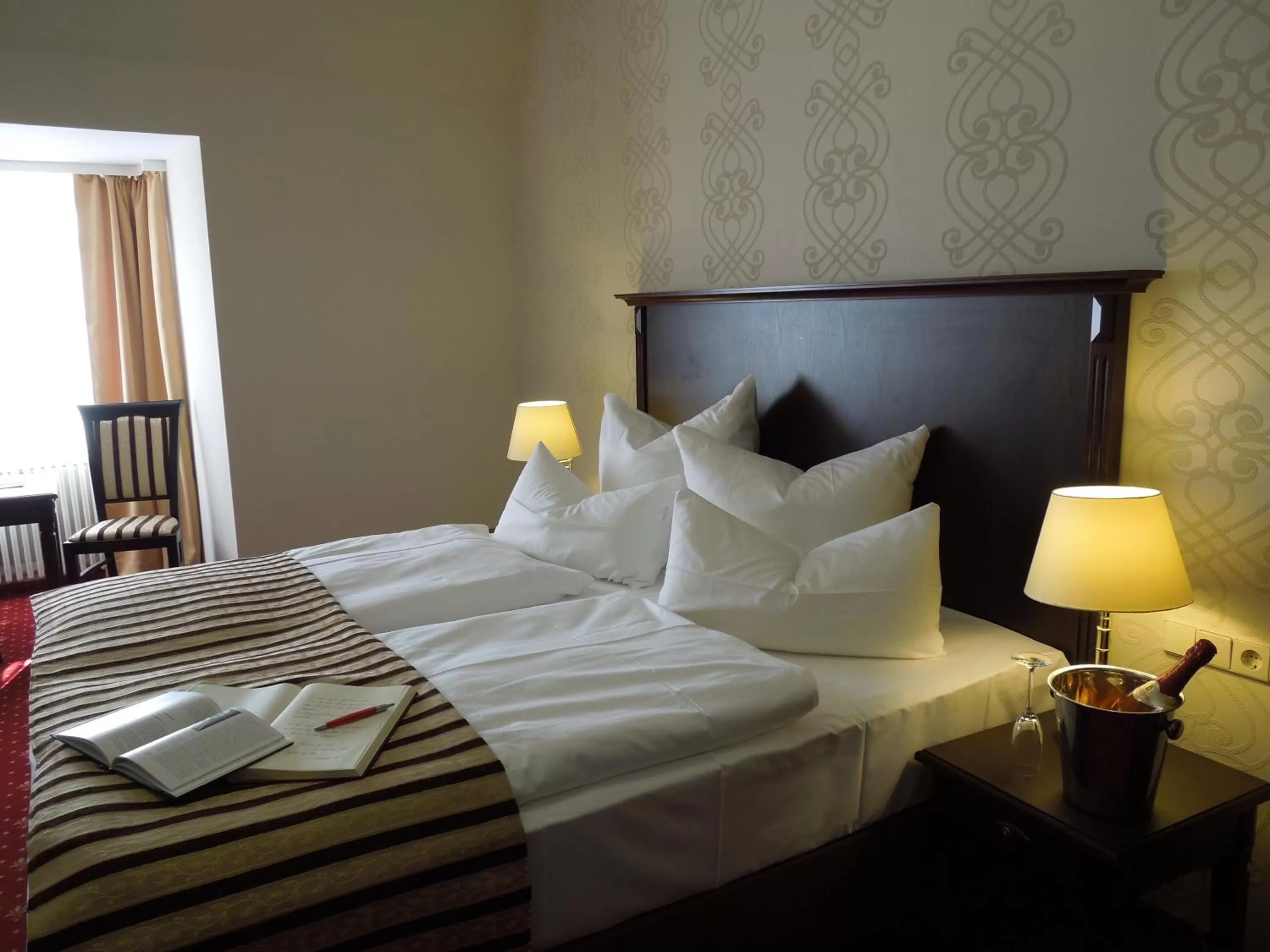 Photo of the whole room, Bed in Hotel Mutiger Ritter