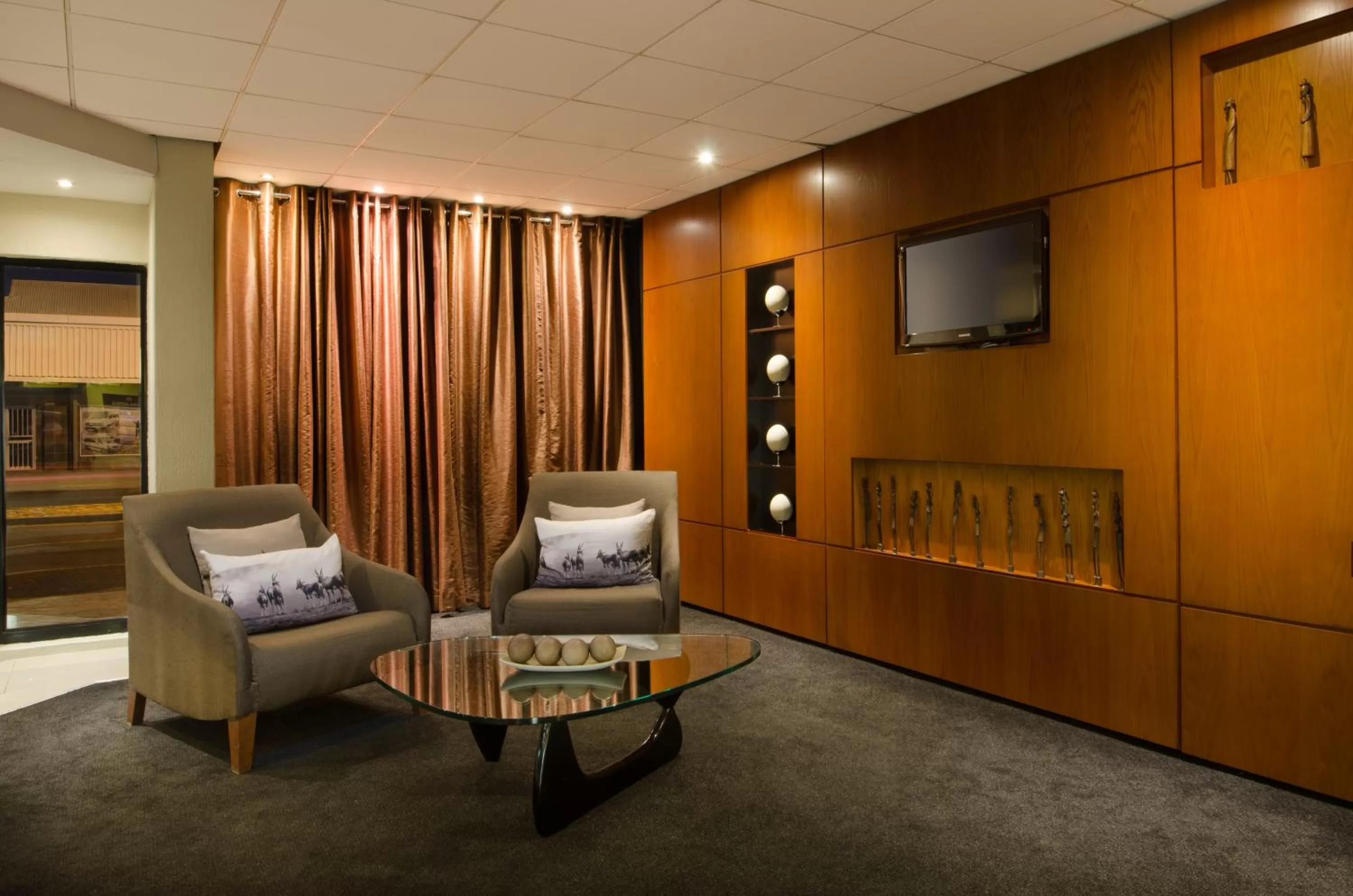 Lobby or reception, Bed in The Oasis