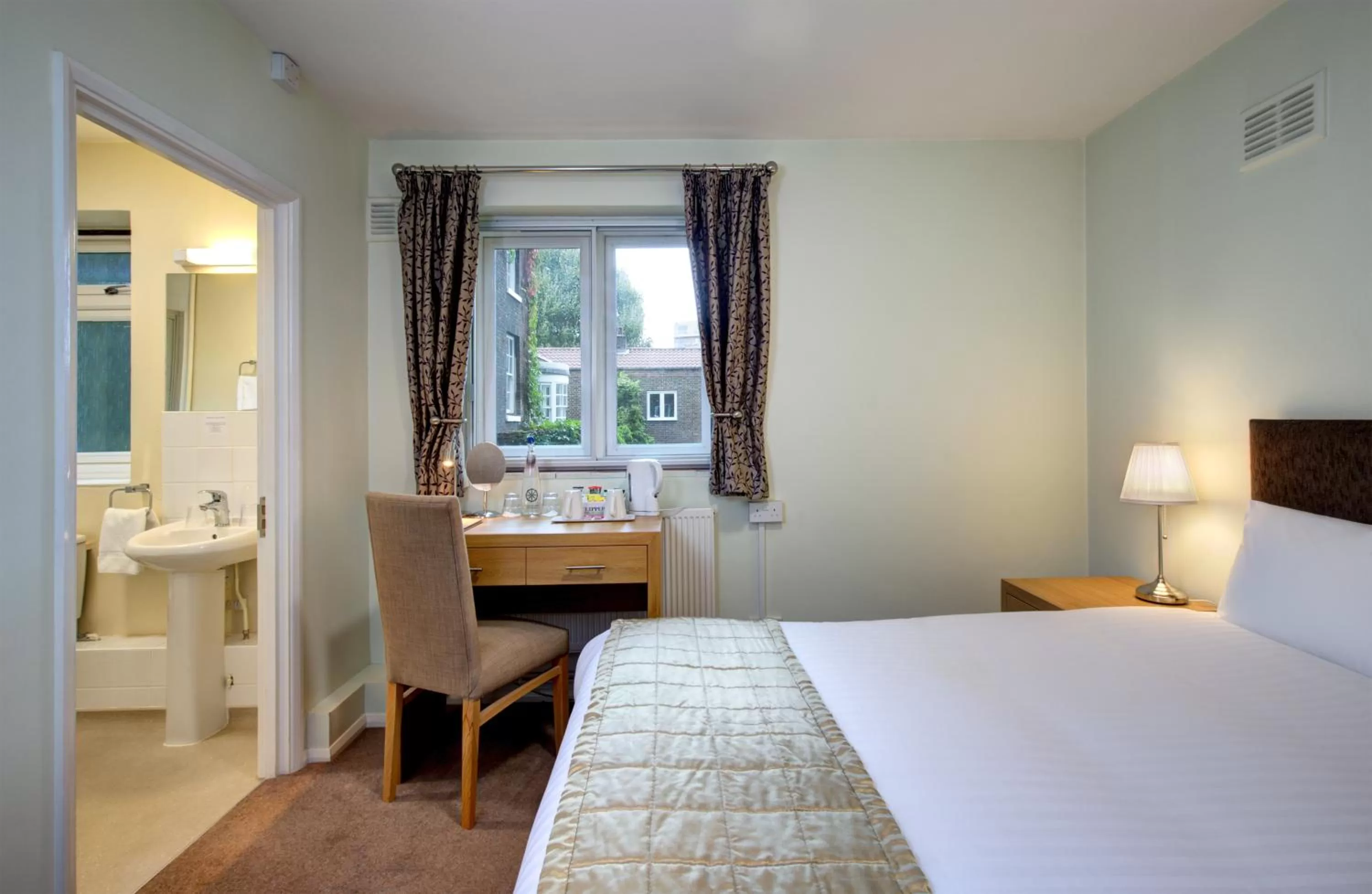 Bed in The Royal Foundation of St Katharine