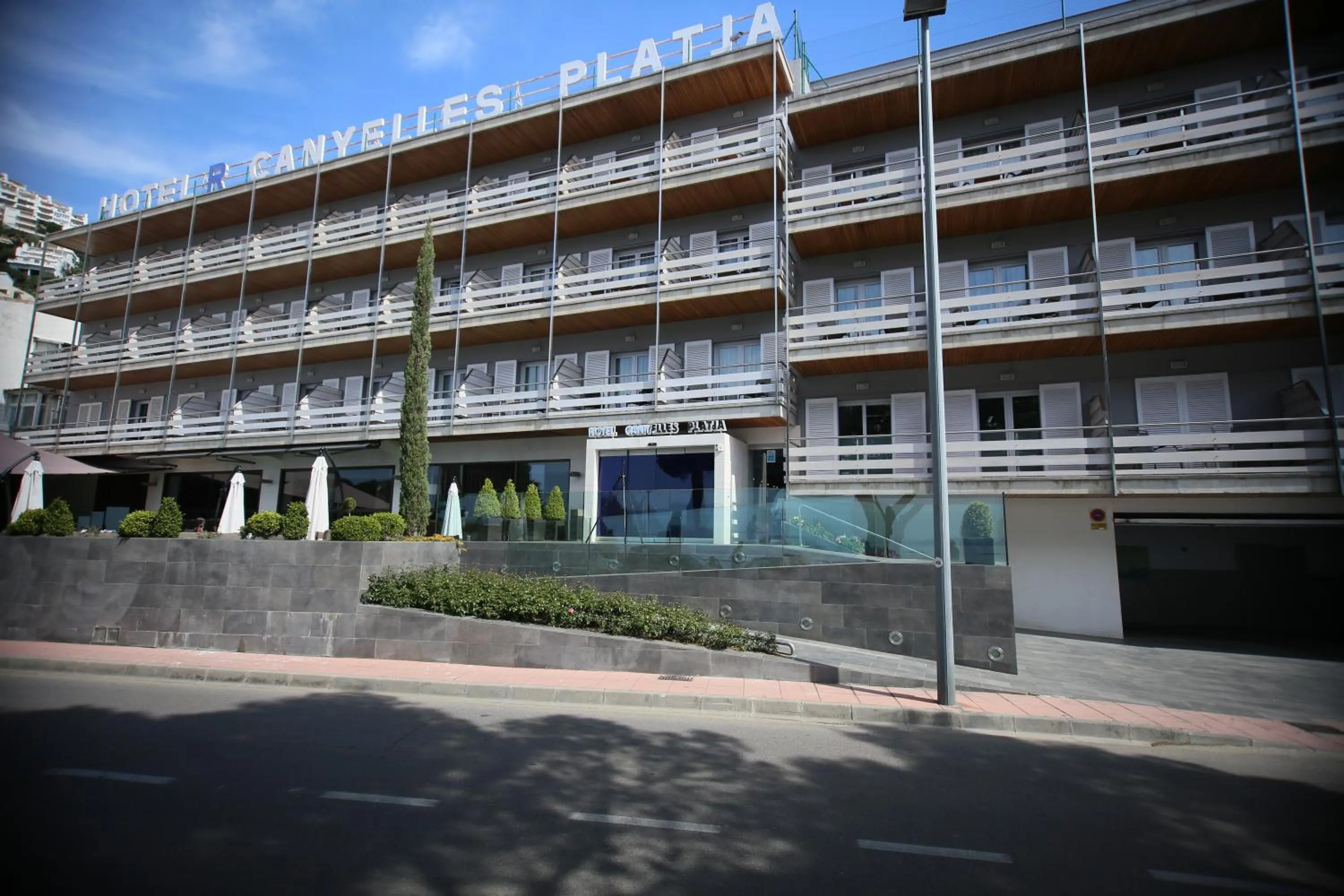 Facade/entrance in Canyelles Platja