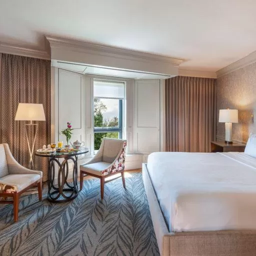 Bed in Beechwood Hotel