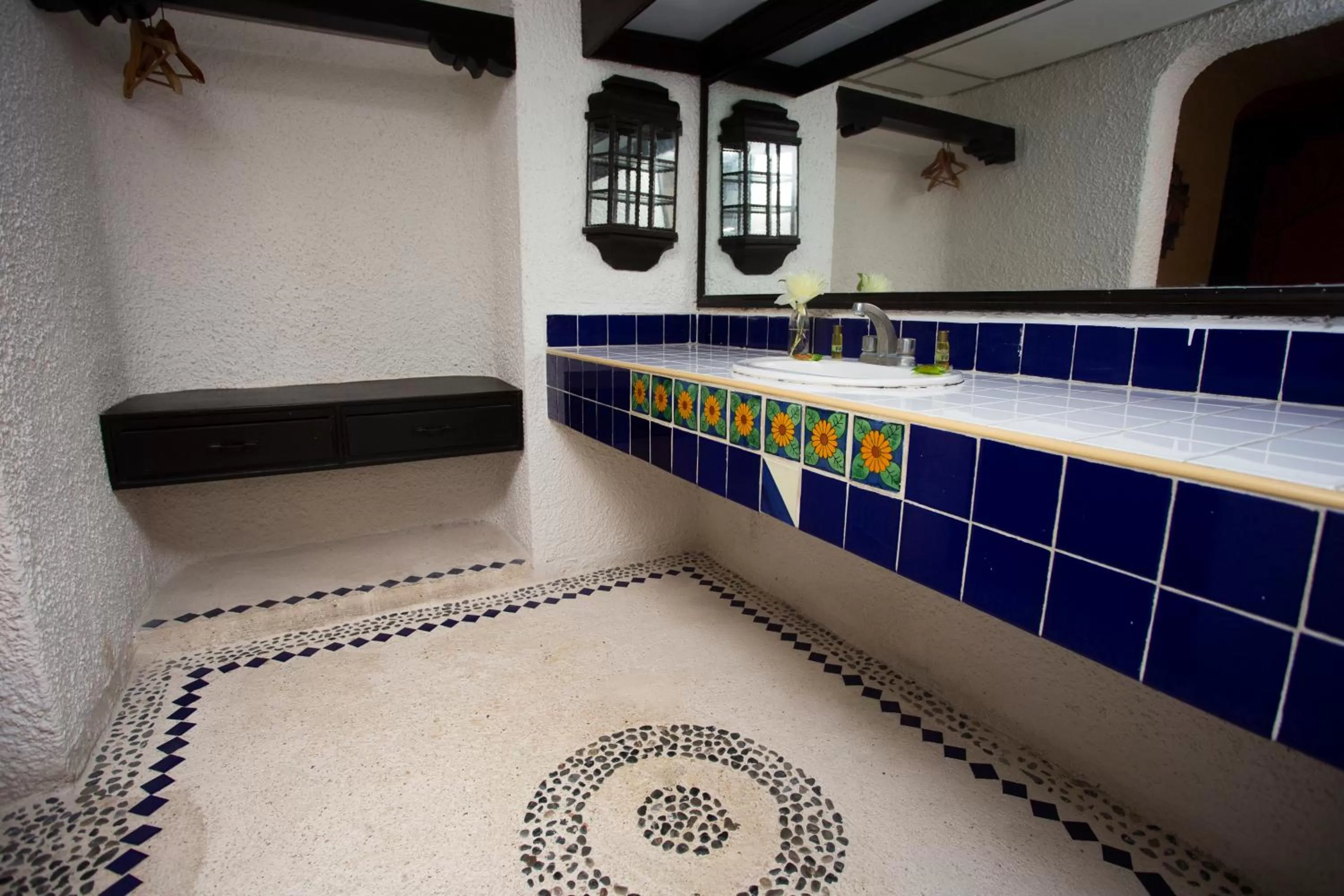 Bathroom in Hotel Xbalamqué & Spa Cancún Centro