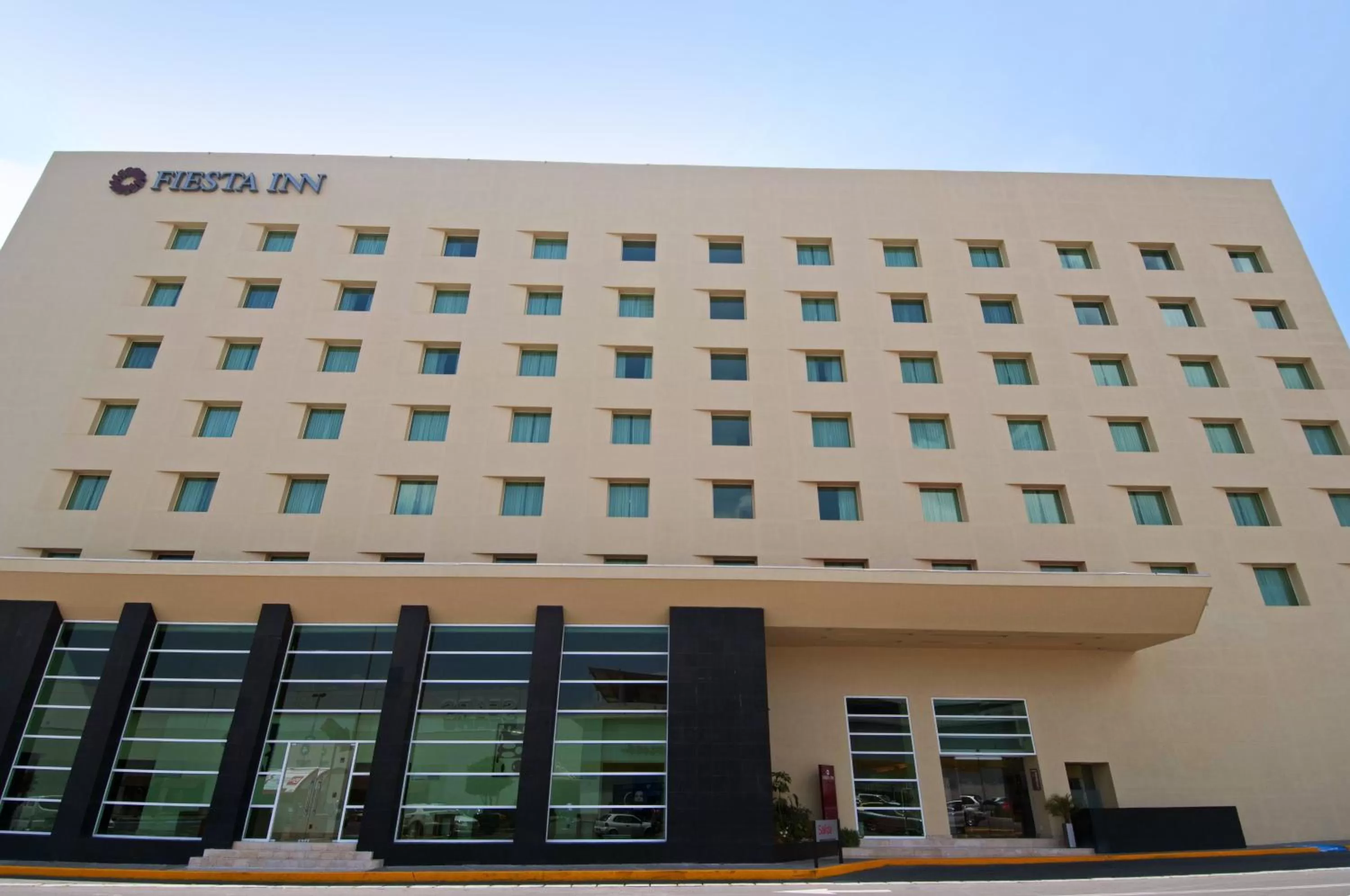 Property building in Fiesta Inn Ecatepec