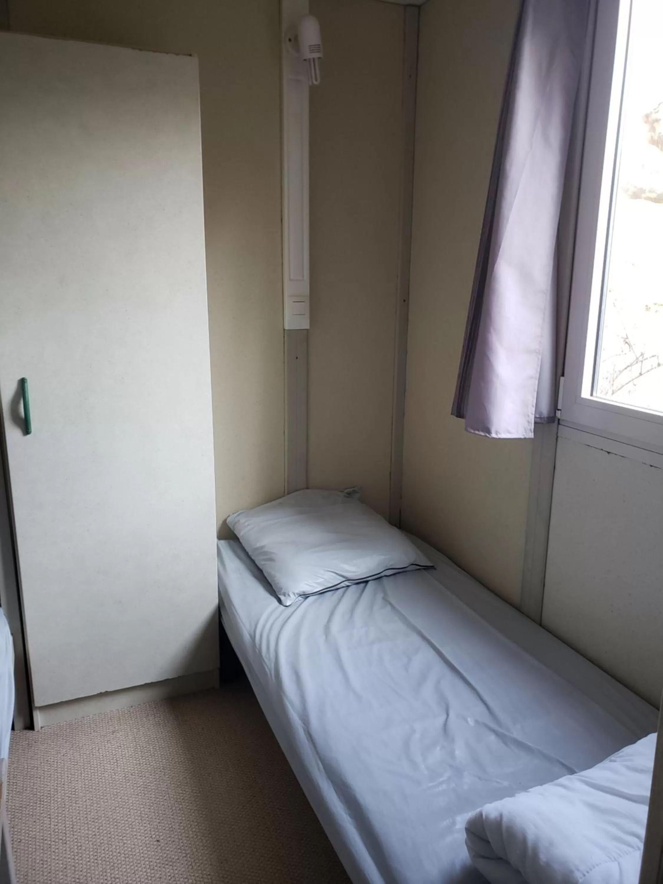 Bedroom, Bed in Le Moulin D'onclaire Camping et chambres d'hôtes