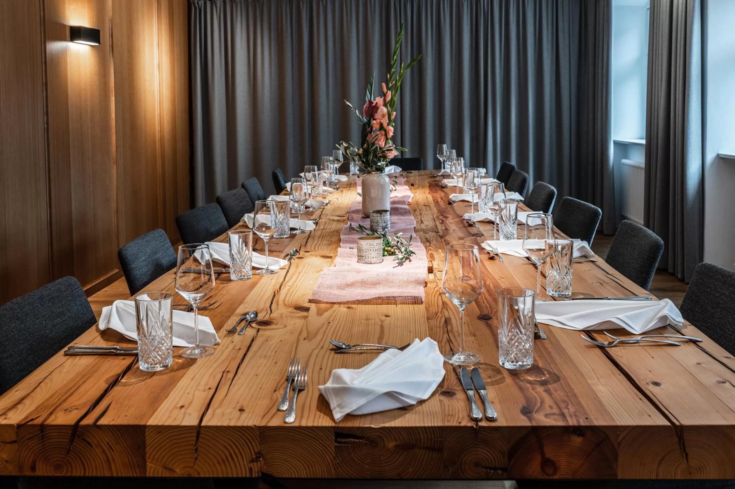 Banquet/Function facilities in Hotel & Restaurant Posthalterei