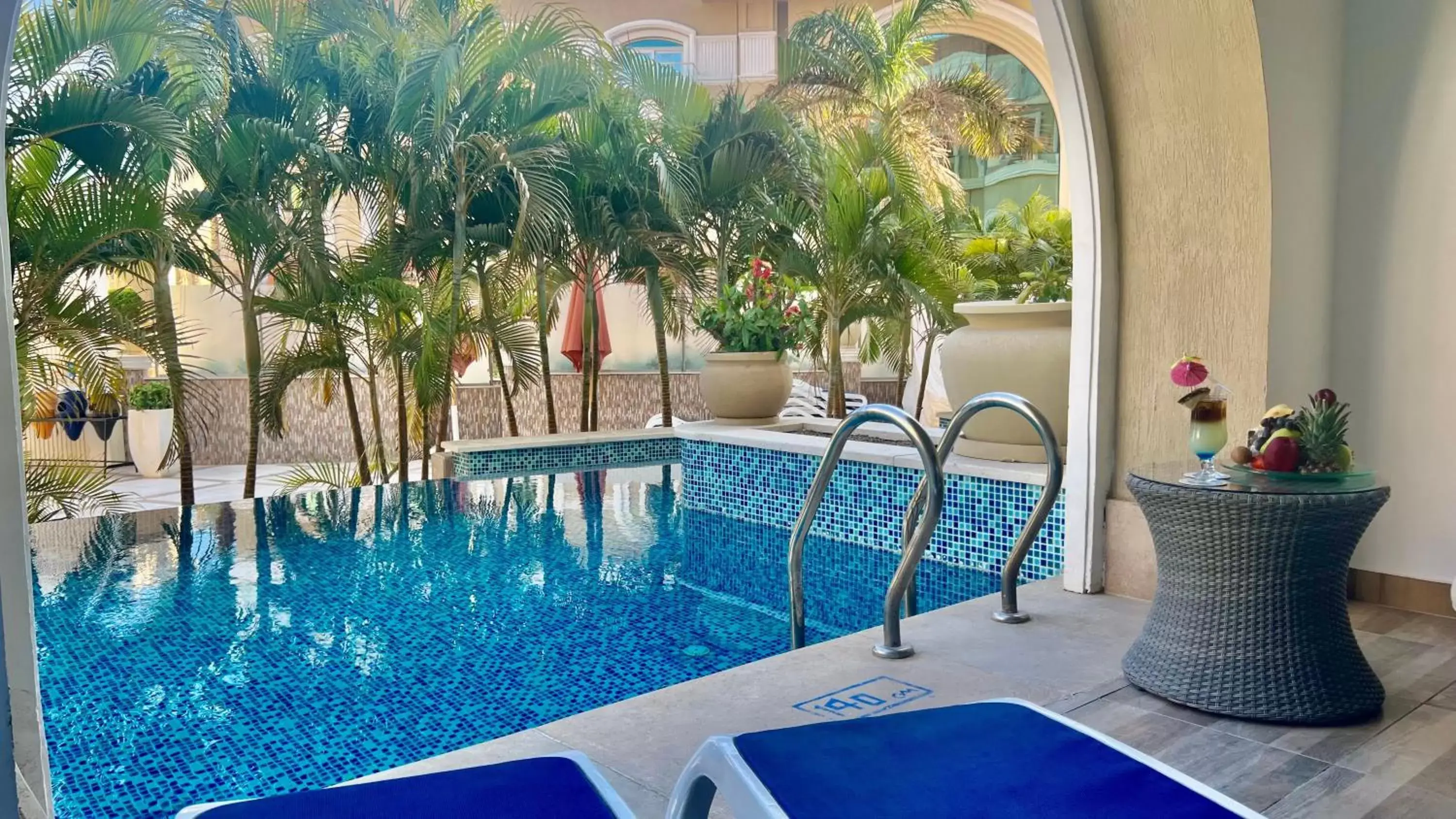 Deluxe Swim Up in KaiSol Romance Resort Sahl Hasheesh - Adults Only Deluxe Swim Up in KaiSol Romance Resort Sahl Hasheesh - Adults Only