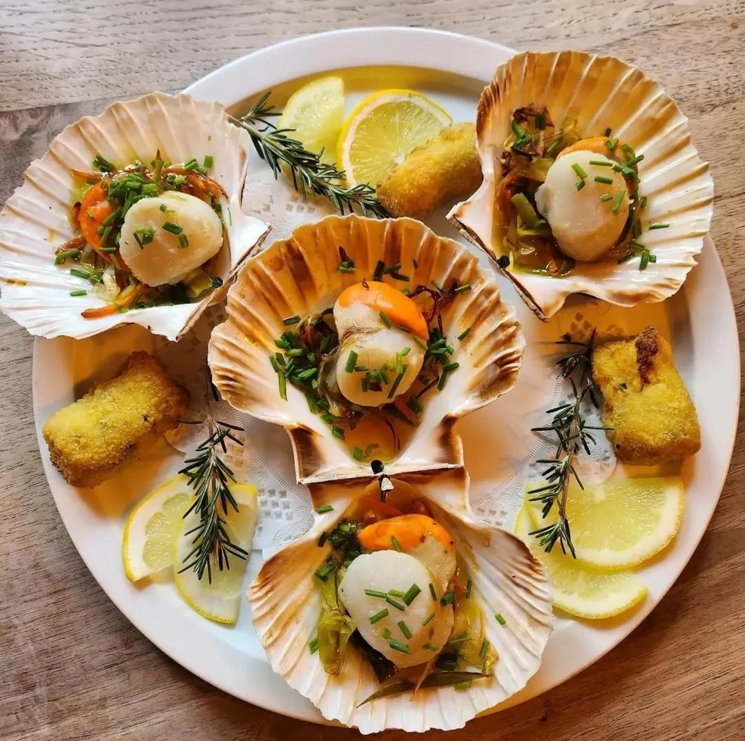 Hotel restaurant La Pêcherie - Le manoir d'à coté - Les 5 ruches -Logis hôtels