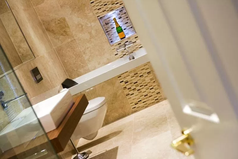 Bathroom in Applegarth Villa Hotel & Restaurant (Adult Only)