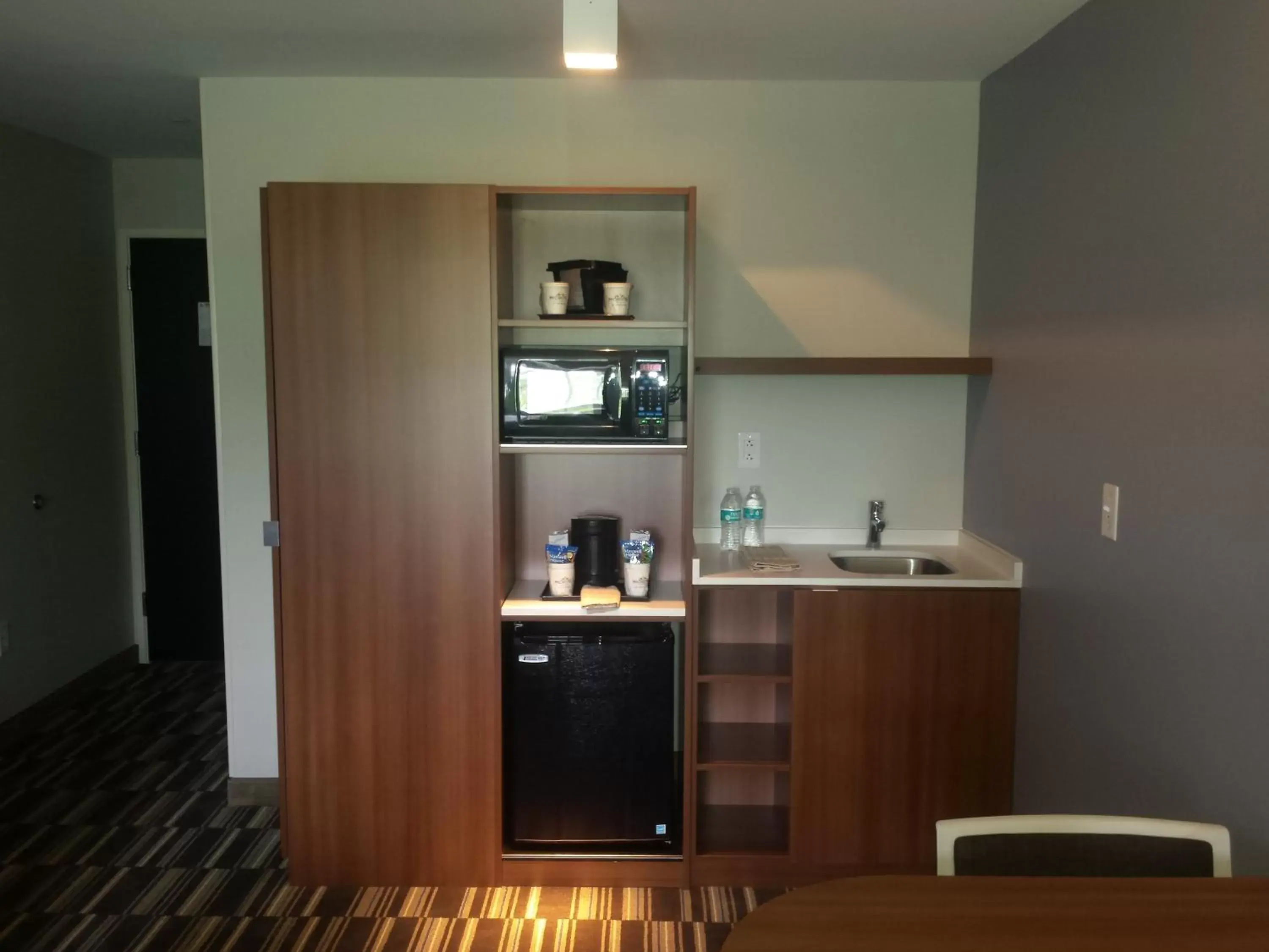 Queen Studio Suite - Disability Access/Non-Smoking in Microtel Inn & Suites by Wyndham Philadelphia Airport Ridley Park Queen Studio Suite - Disability Access/Non-Smoking in Microtel Inn & Suites by Wyndham Philadelphia Airport Ridley Park