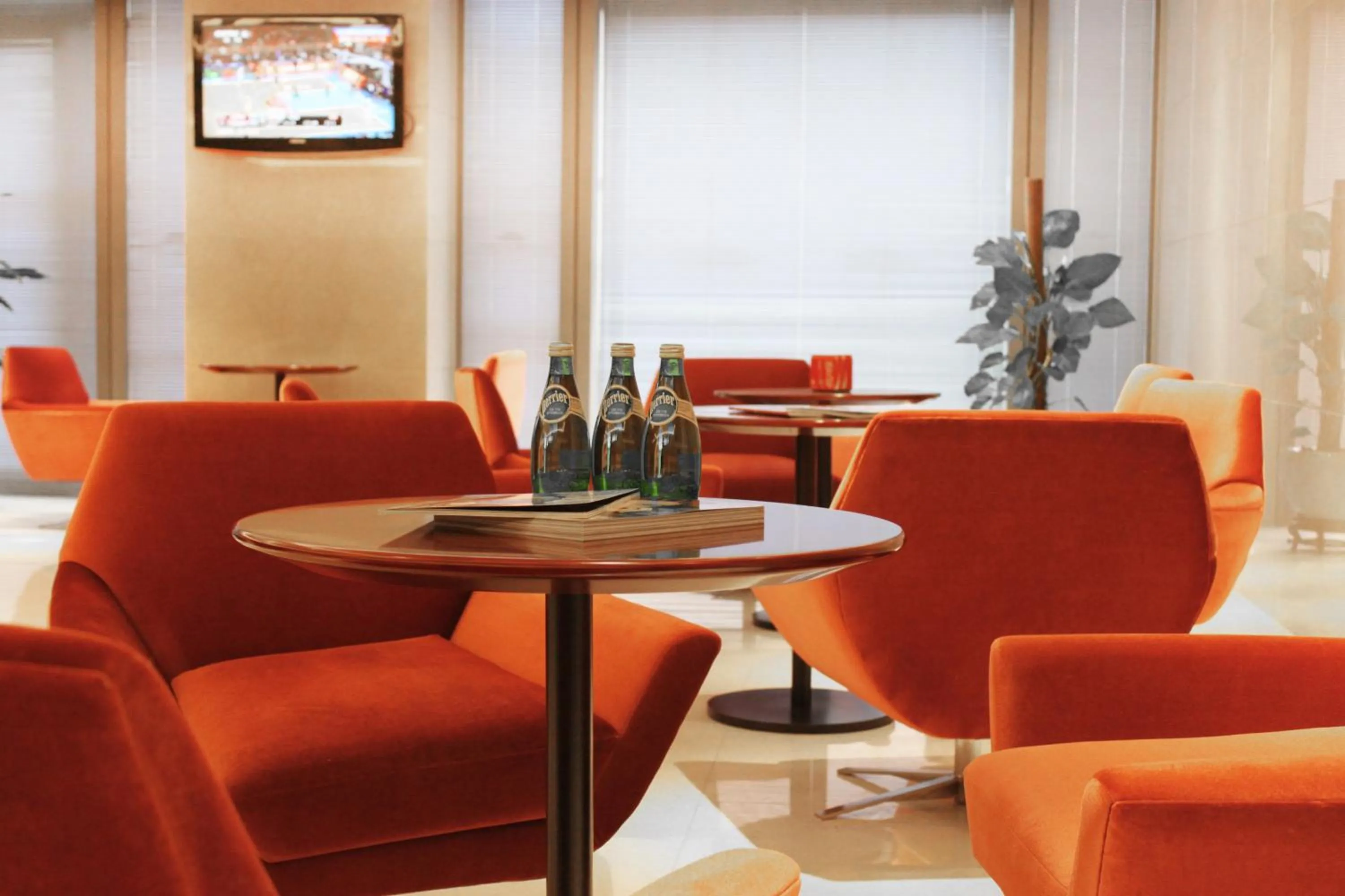 Seating area in Howard Johnson Tropical Garden Plaza Kunming Chenggong