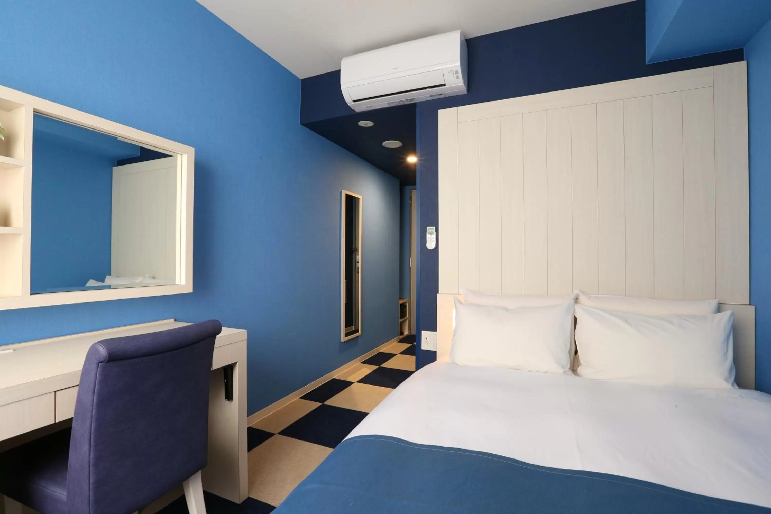 Bed in Hotel Wing International Select Nagoya Sakae