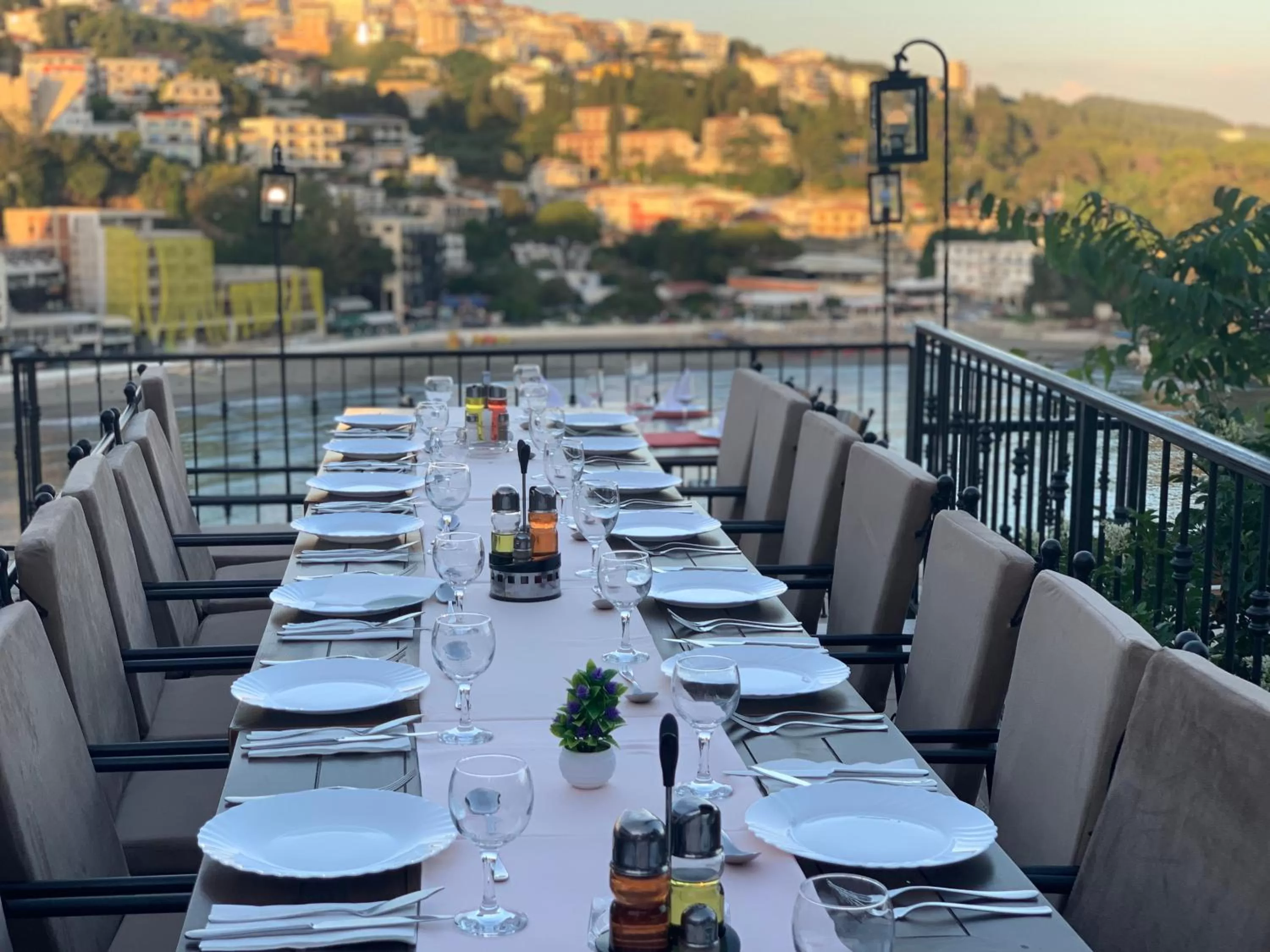 Restaurant/Places to Eat in Villa Dulcinea