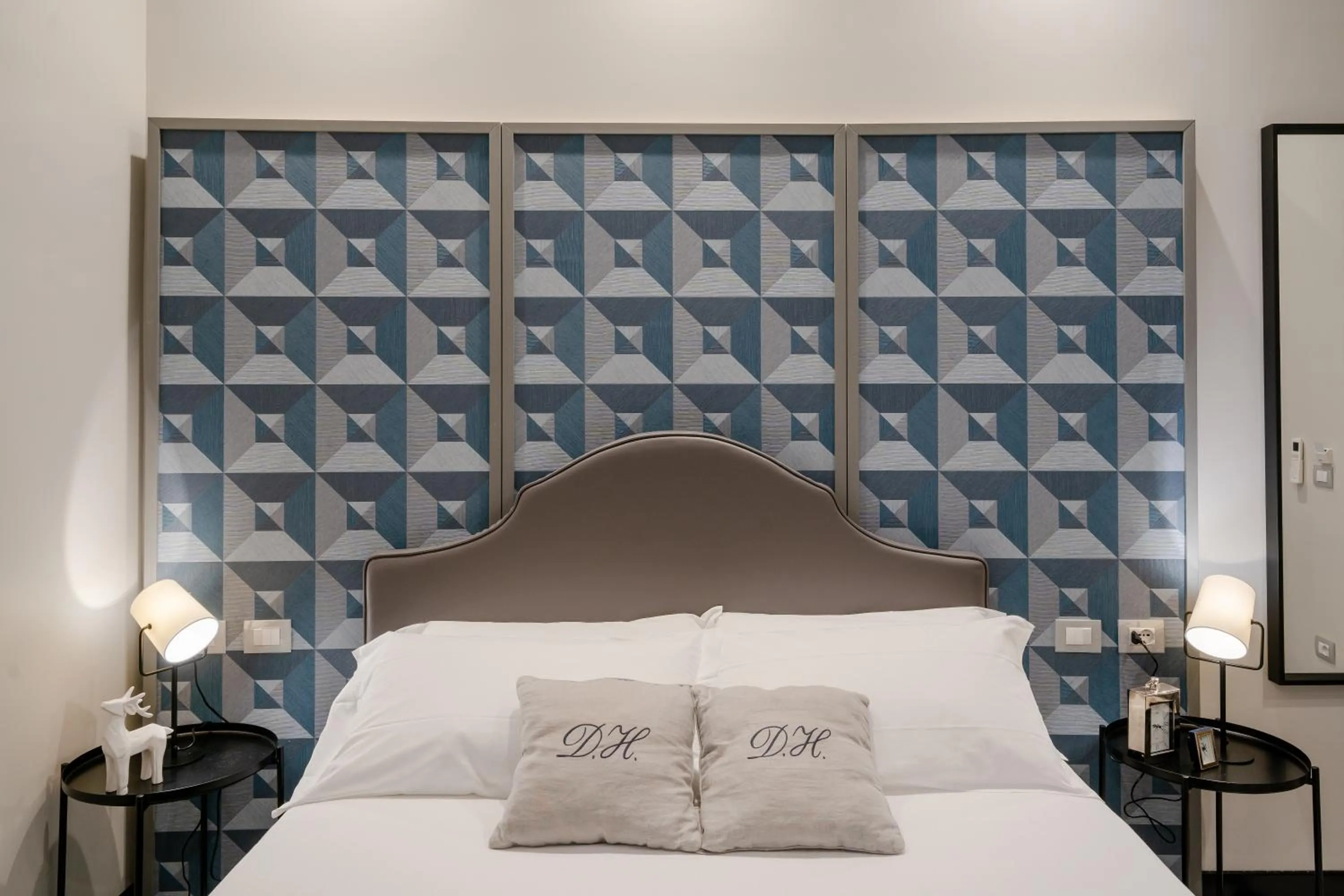 Bedroom, Bed in Deseo Home