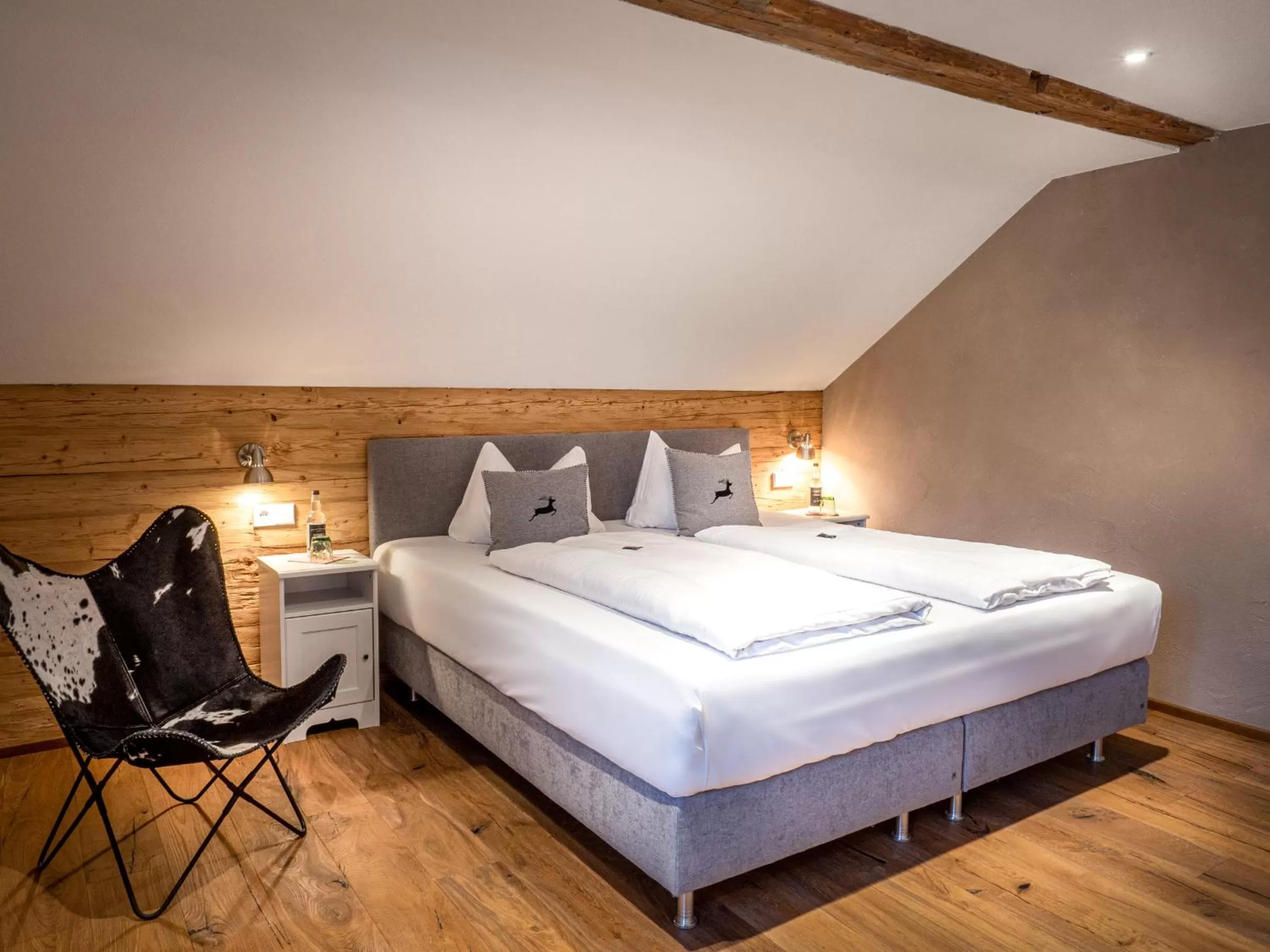 Bedroom, Bed in Mäsers Allgäuherz