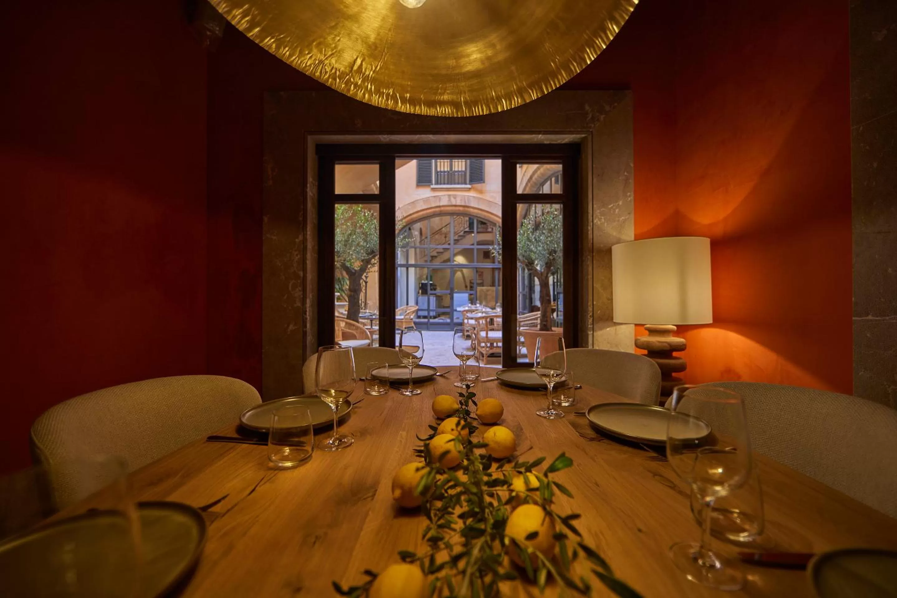 Restaurant/places to eat in Puro Grand Hotel