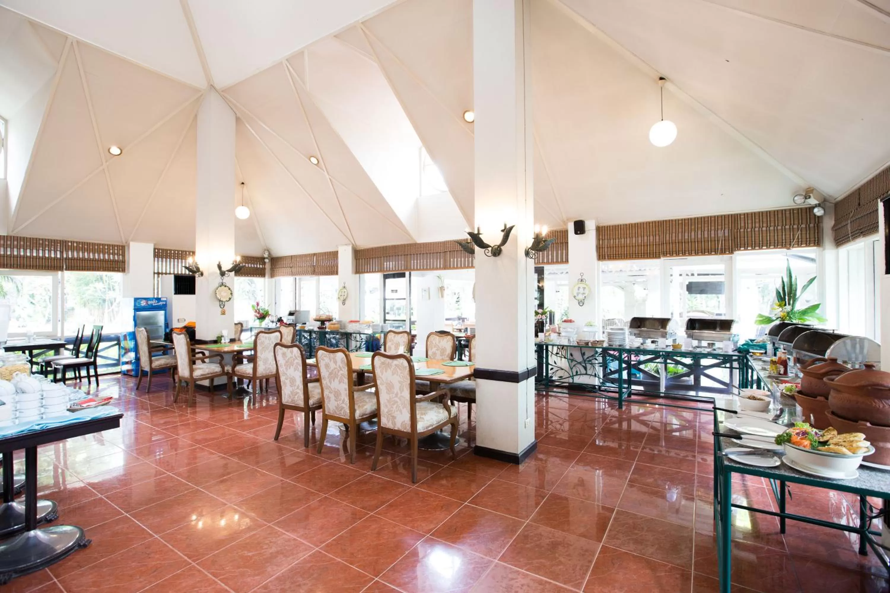 Restaurant/places to eat in Eurasia Chiang Mai Hotel