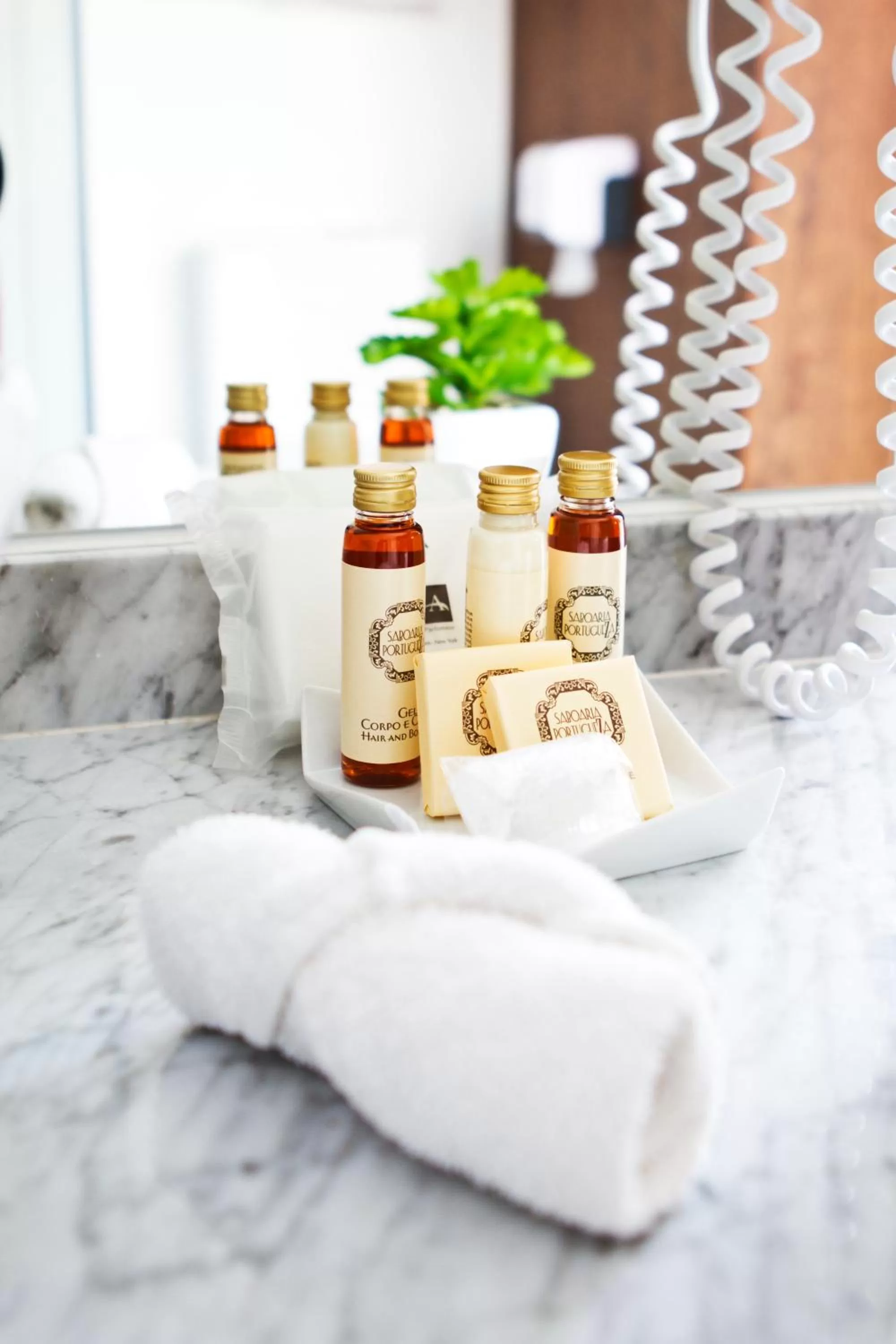 Bathroom in Oca Ribeira do Porto Hotel