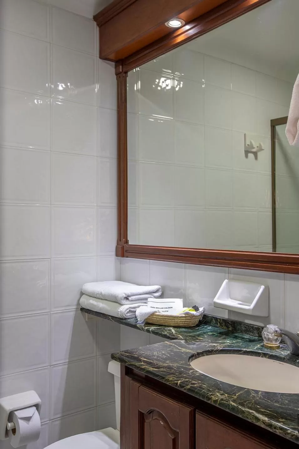 Bathroom in Castellón de Juanambú